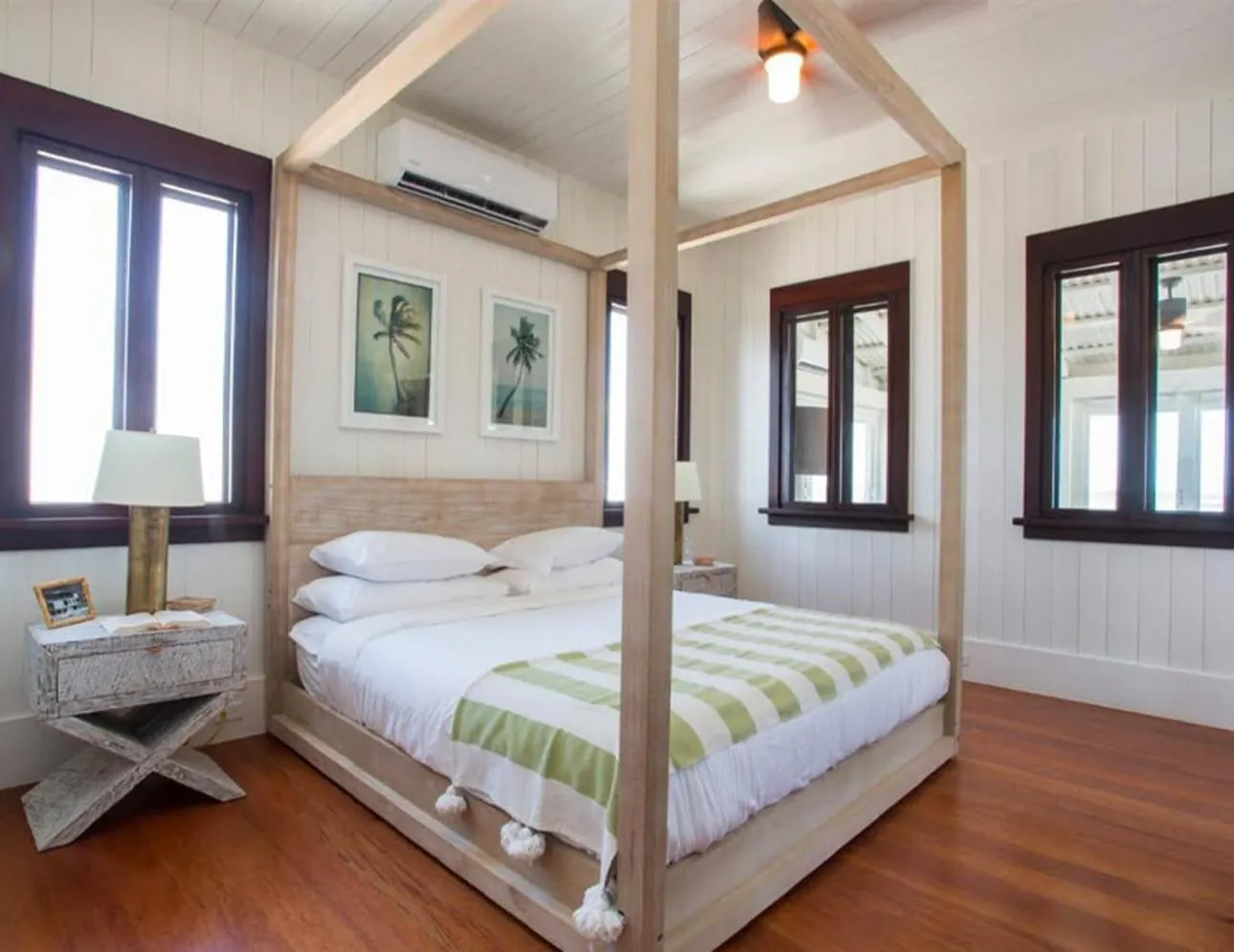 Bedroom, Bed in Mahogany Bay Resort and Beach Club, Curio Collection