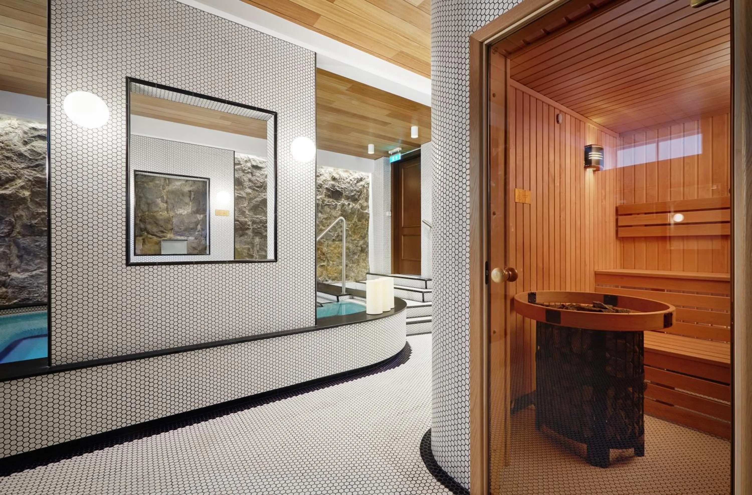 Spa and wellness centre/facilities in Reykjavik Konsulat Hotel, Curio Collection By Hilton