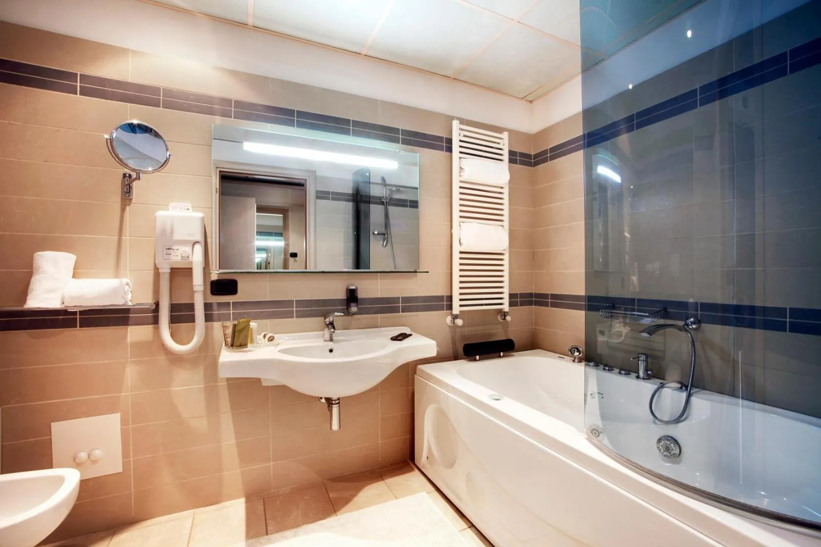 Cocca Hotel Royal Thai Spa