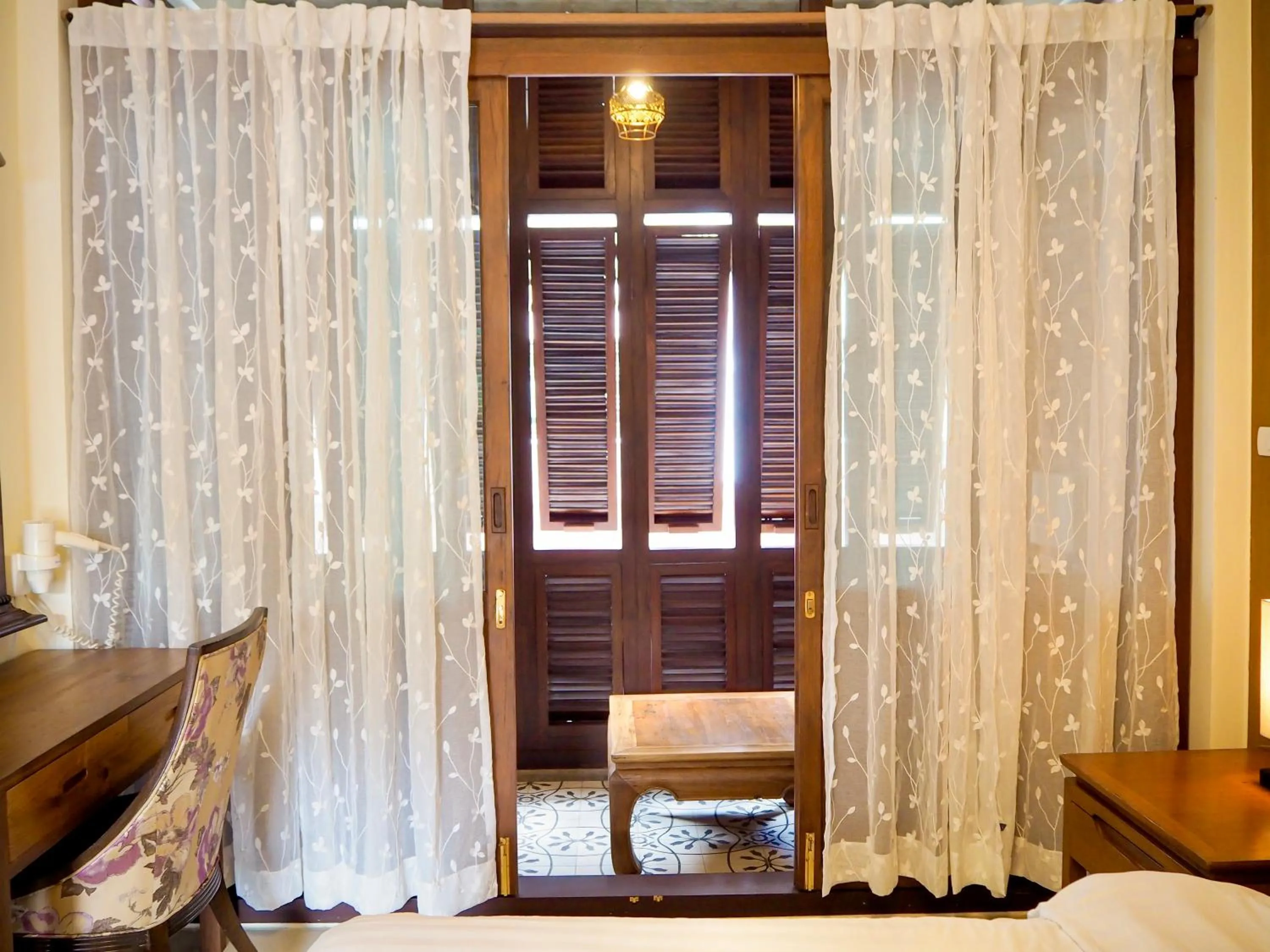 Photo of the whole room, Bed in Baan Dan Ta Wan Nuea