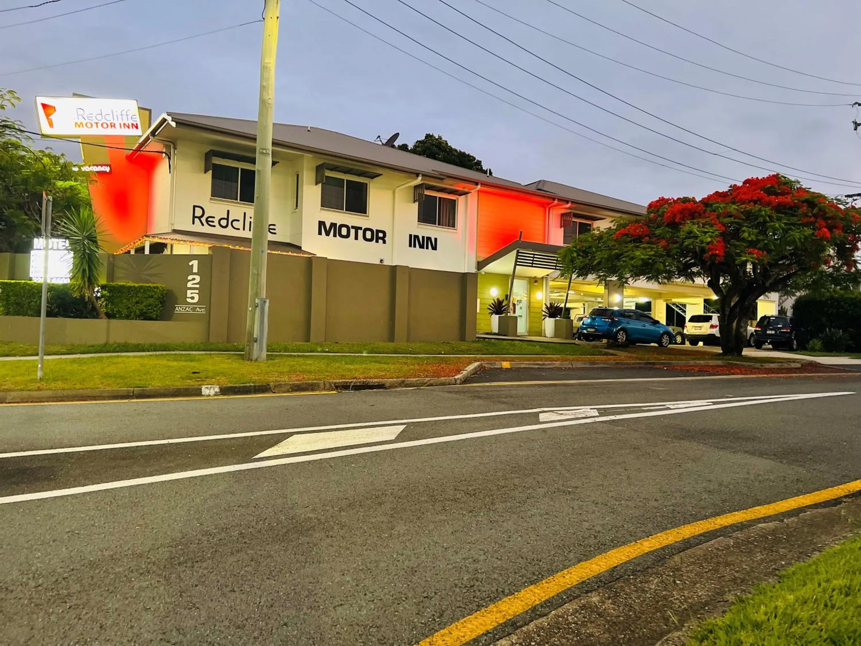Property building in Redcliffe Motor Inn