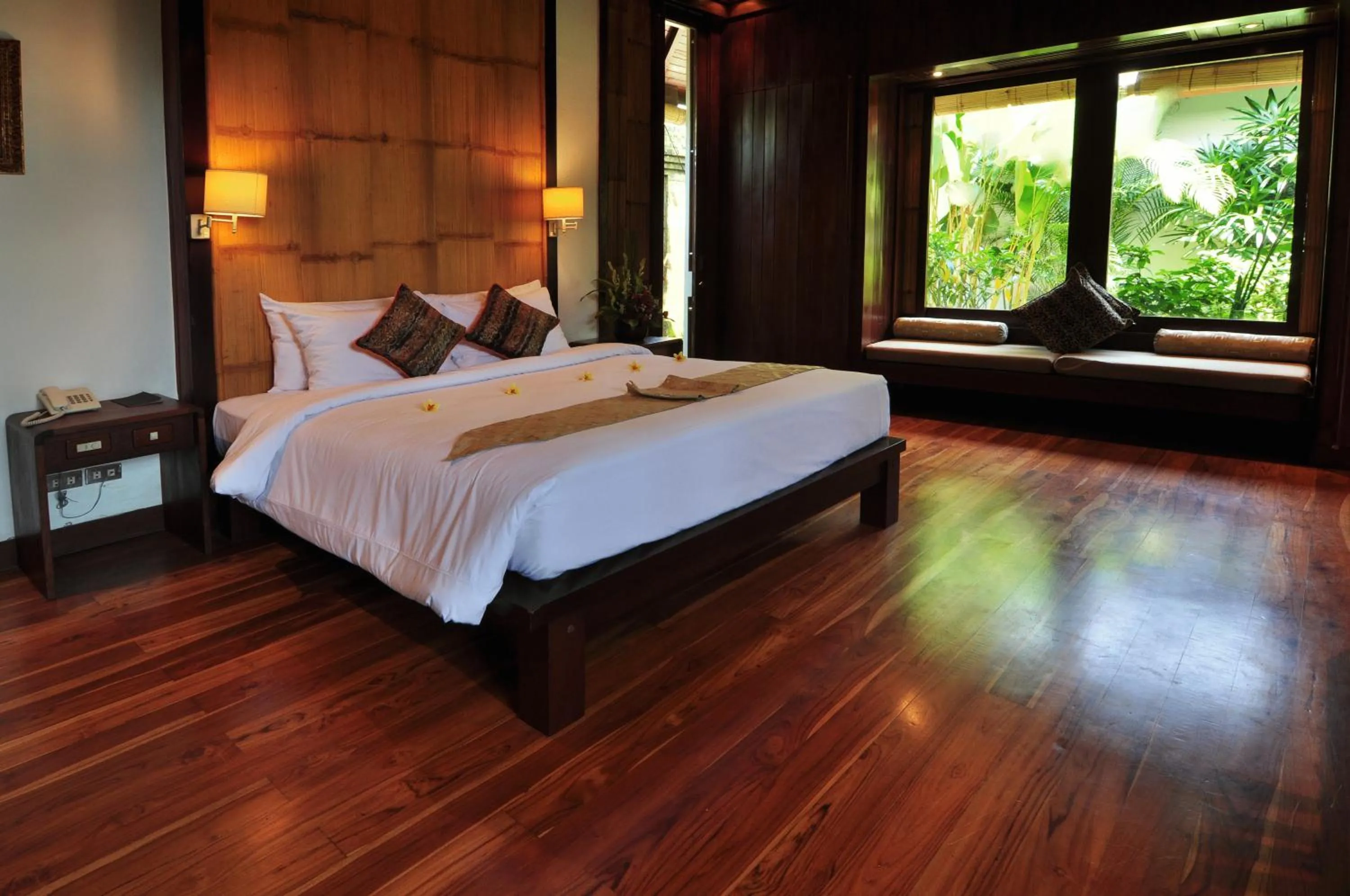 Bedroom, Bed in Anginsepoi