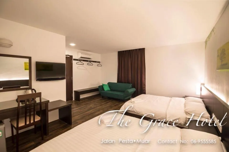 Bedroom, Bed in The Grace Hotel