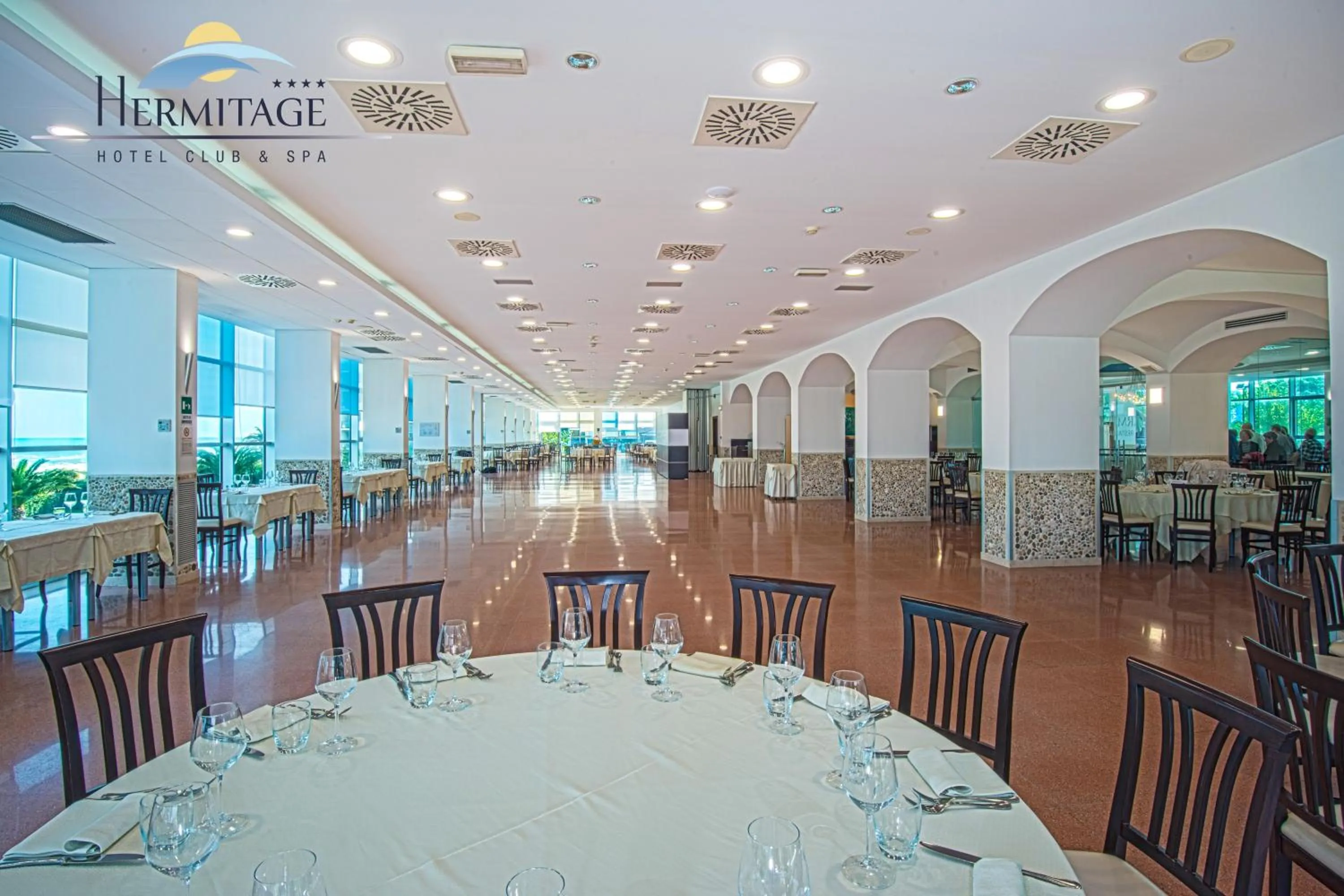 Restaurant/places to eat in Hermitage Hotel