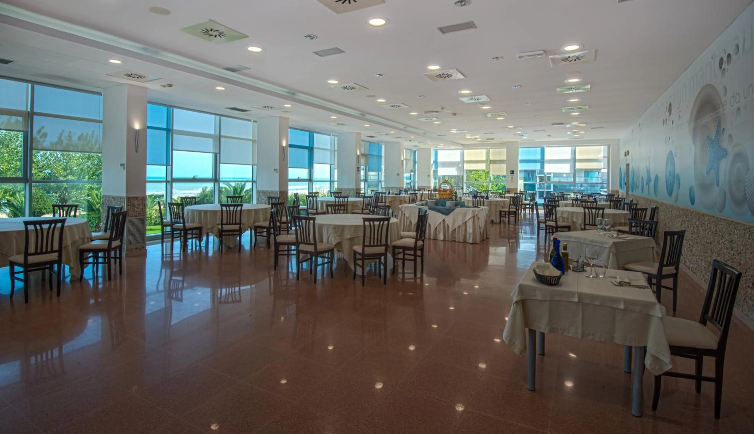 Restaurant/places to eat in Hermitage Hotel