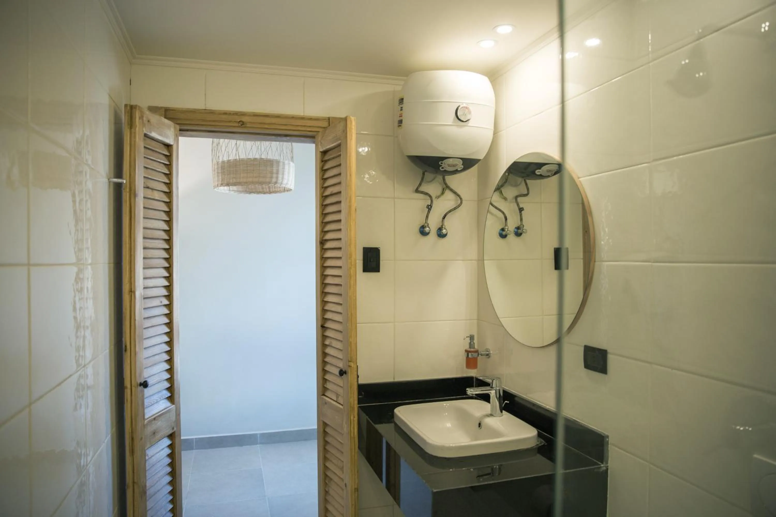 Shower in Redcon Suites