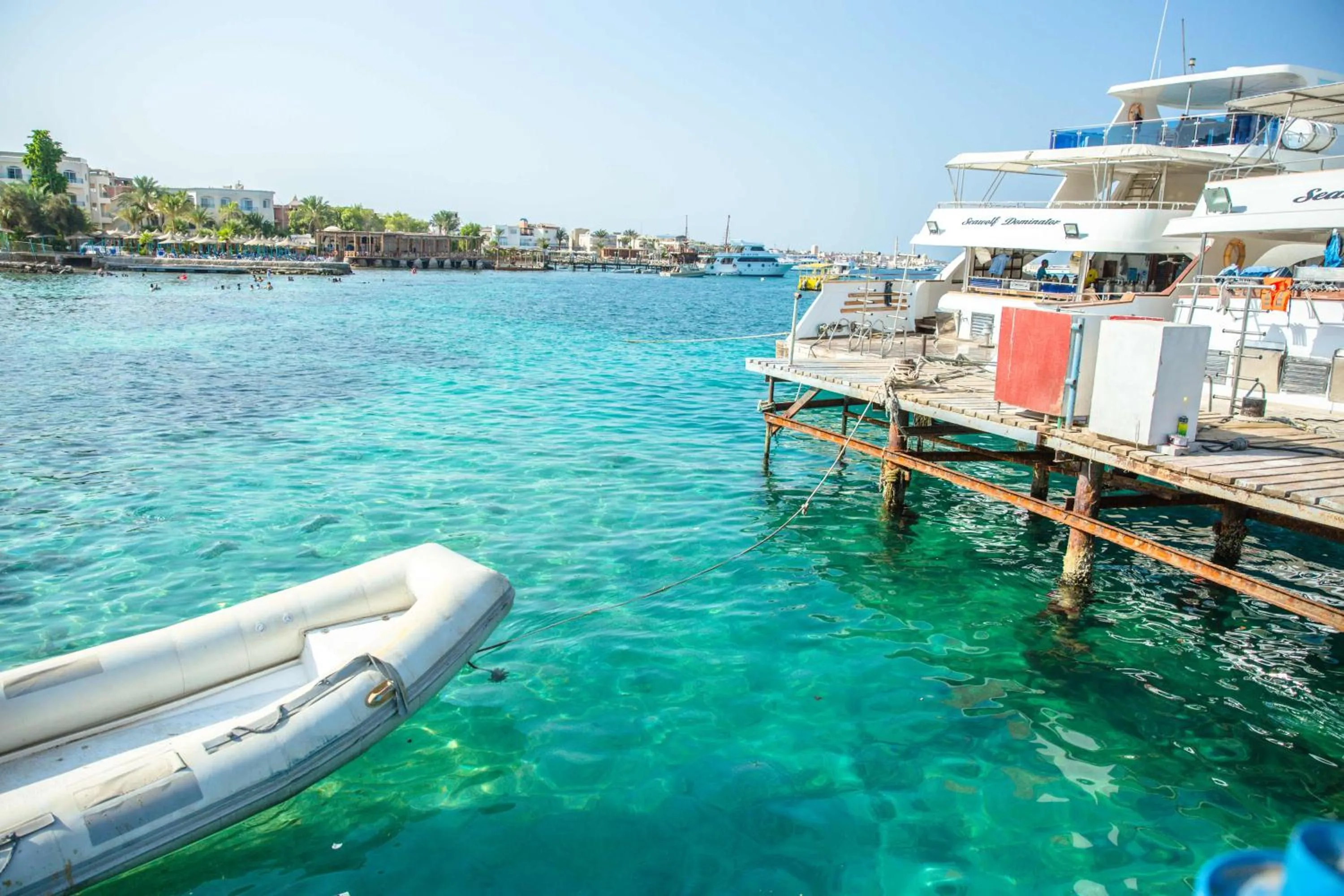 Beach in Redcon Suites