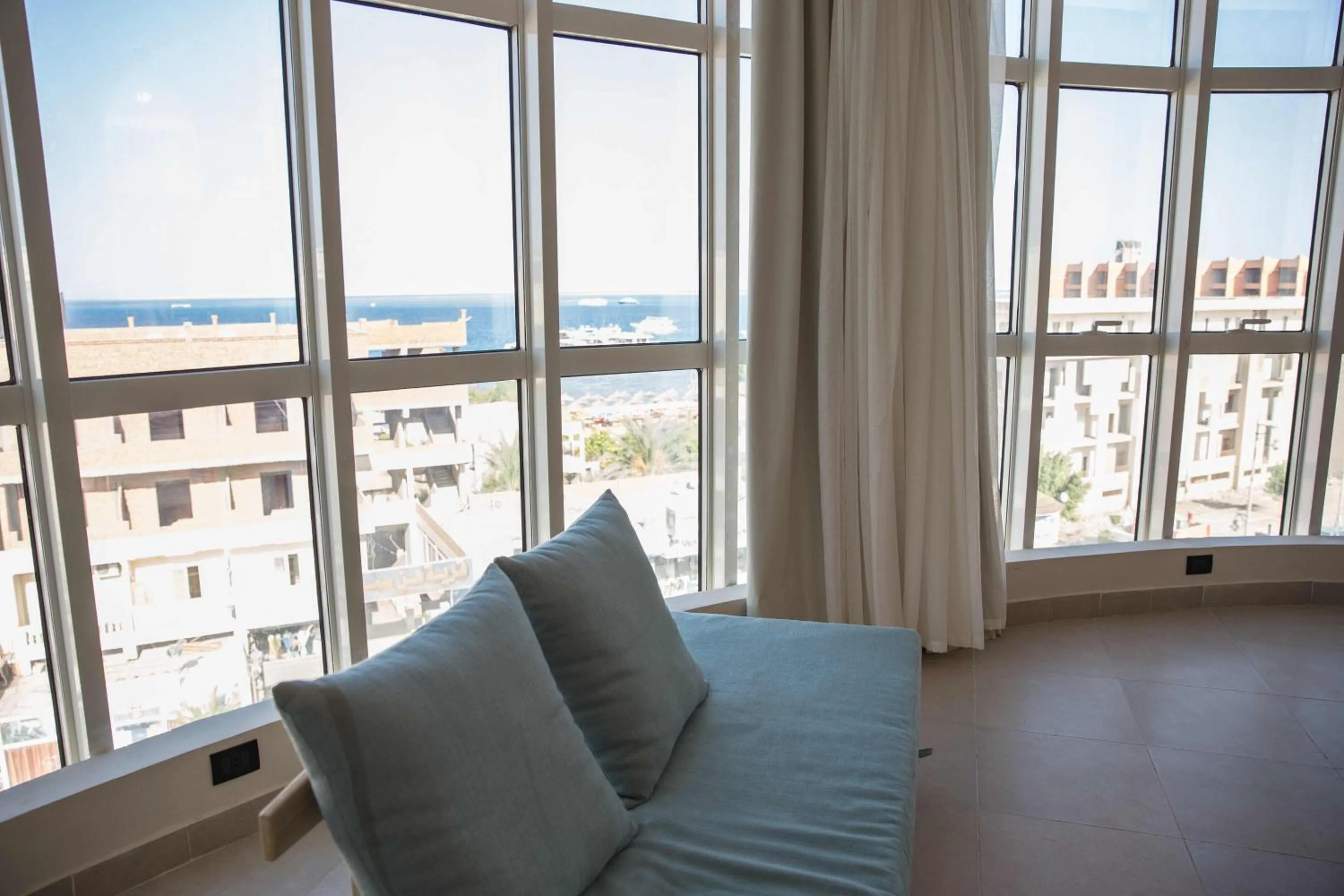 Living room in Redcon Suites