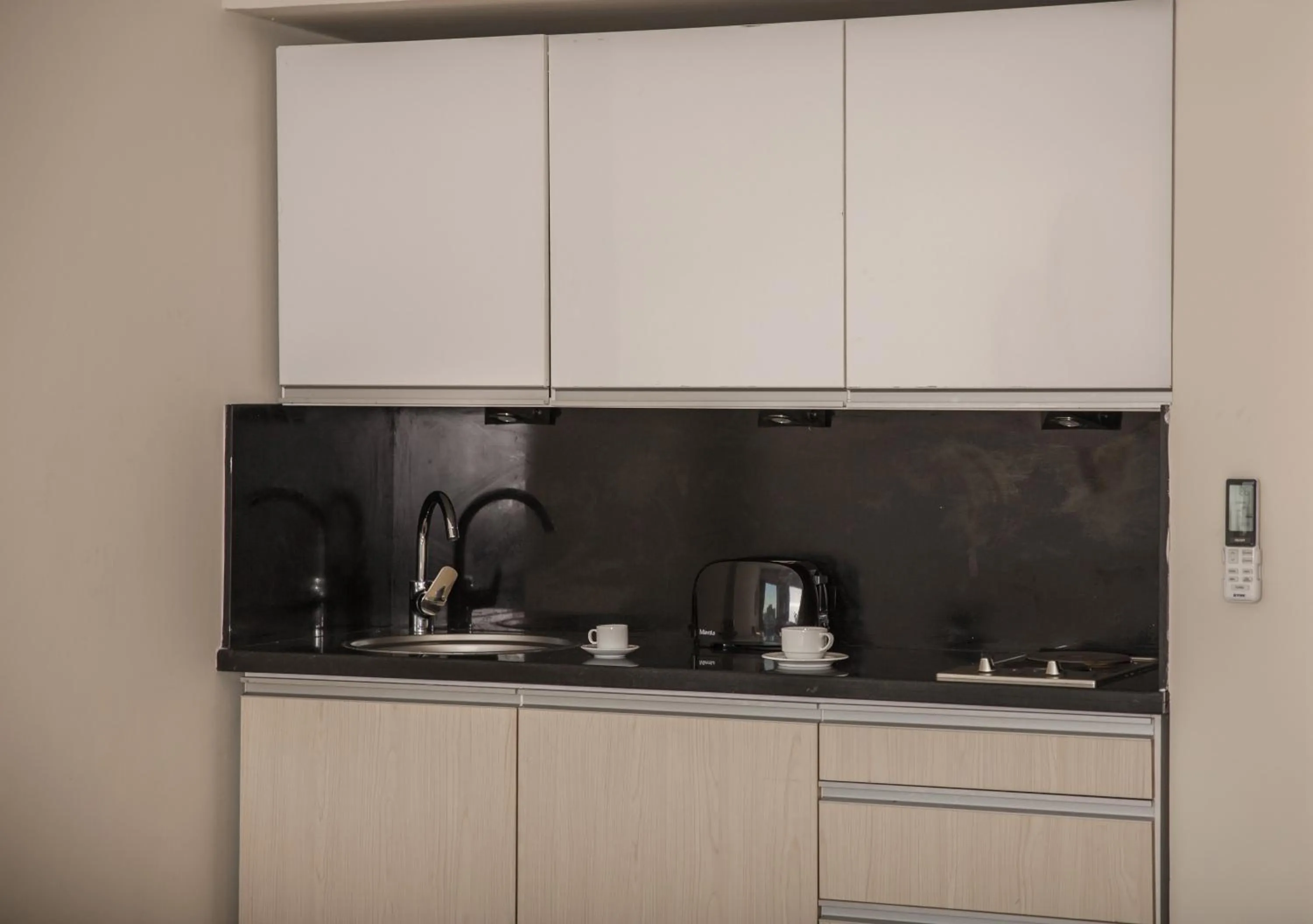 TV and multimedia in Redcon Suites