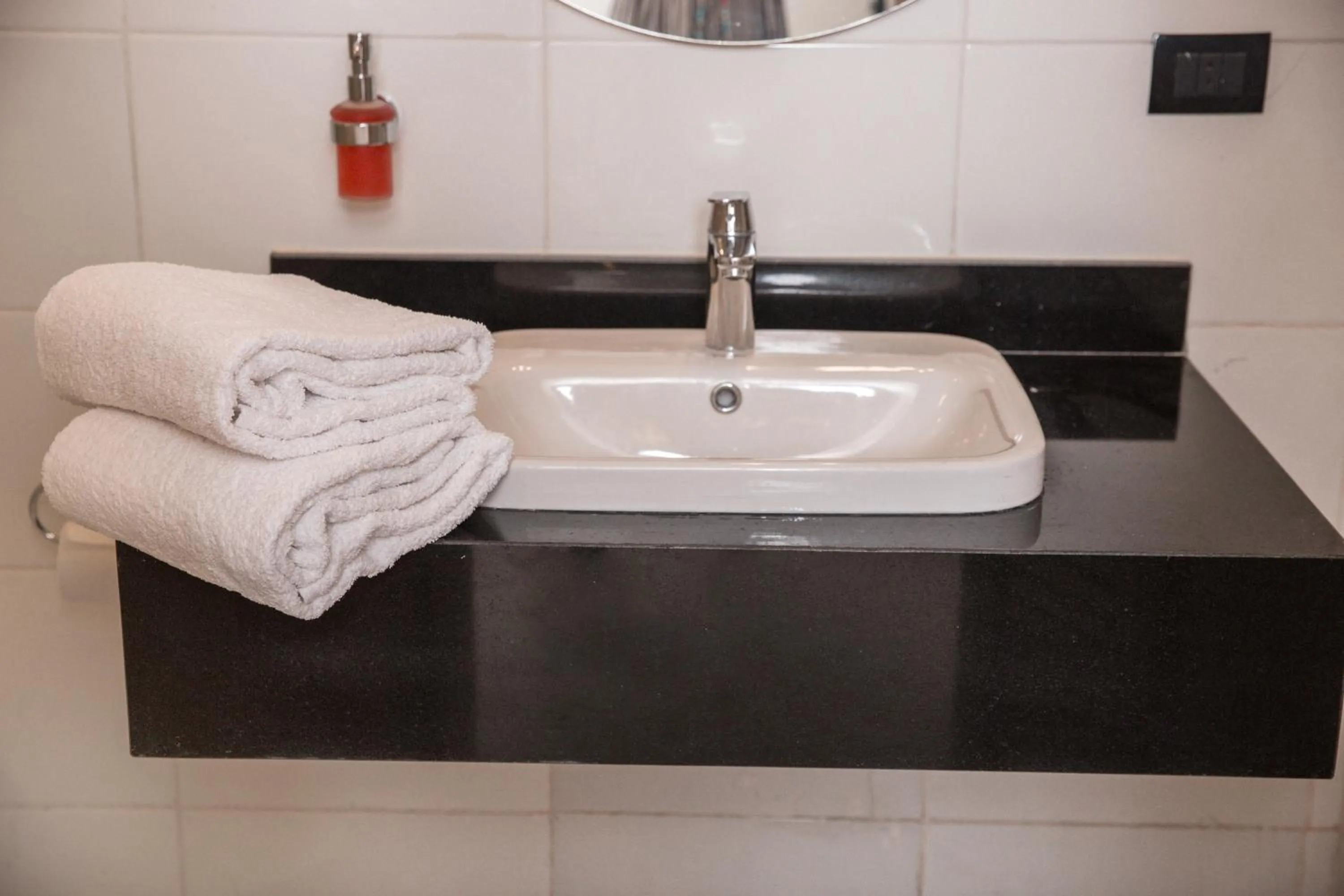 Bathroom in Redcon Suites