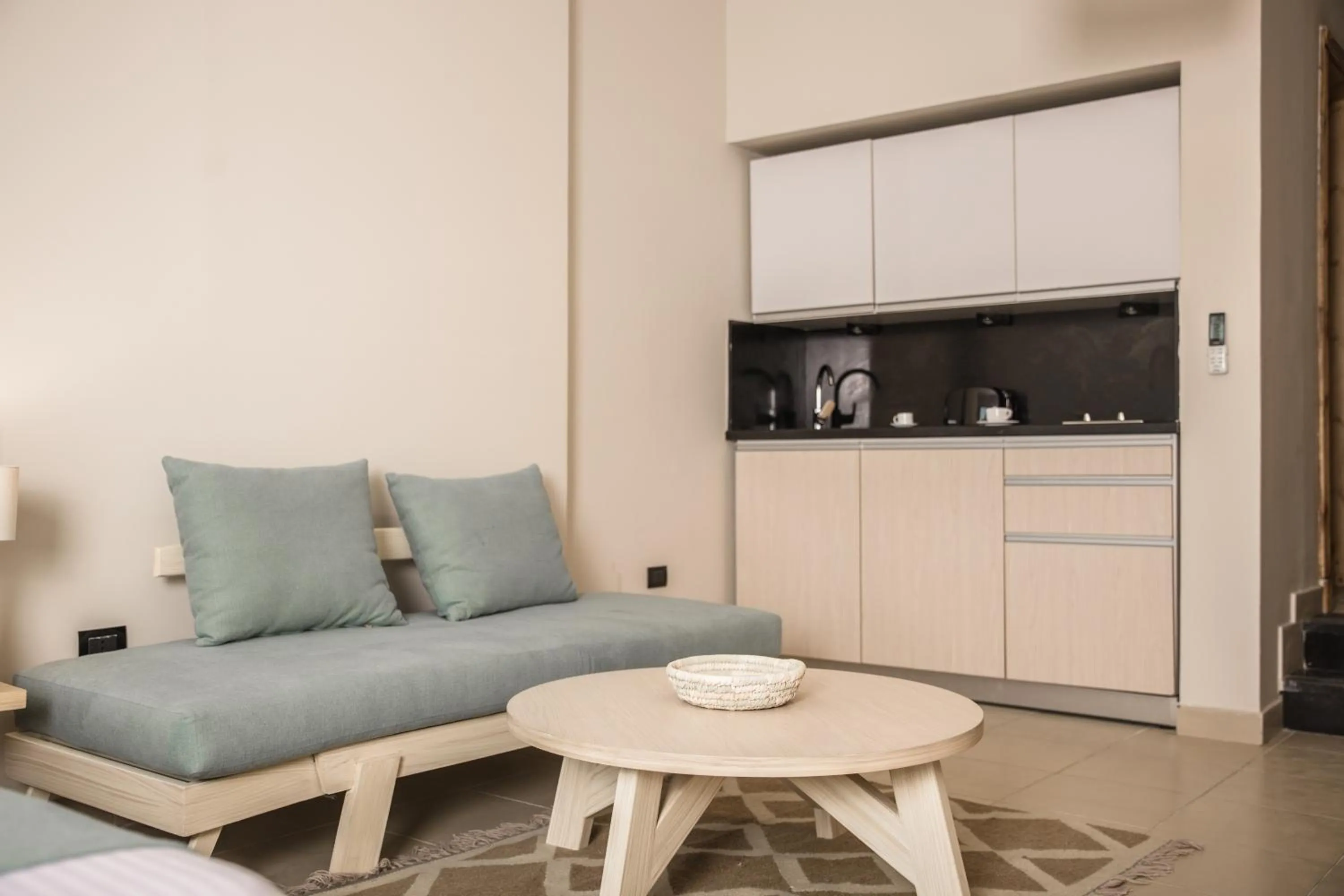 Kitchen or kitchenette in Redcon Suites