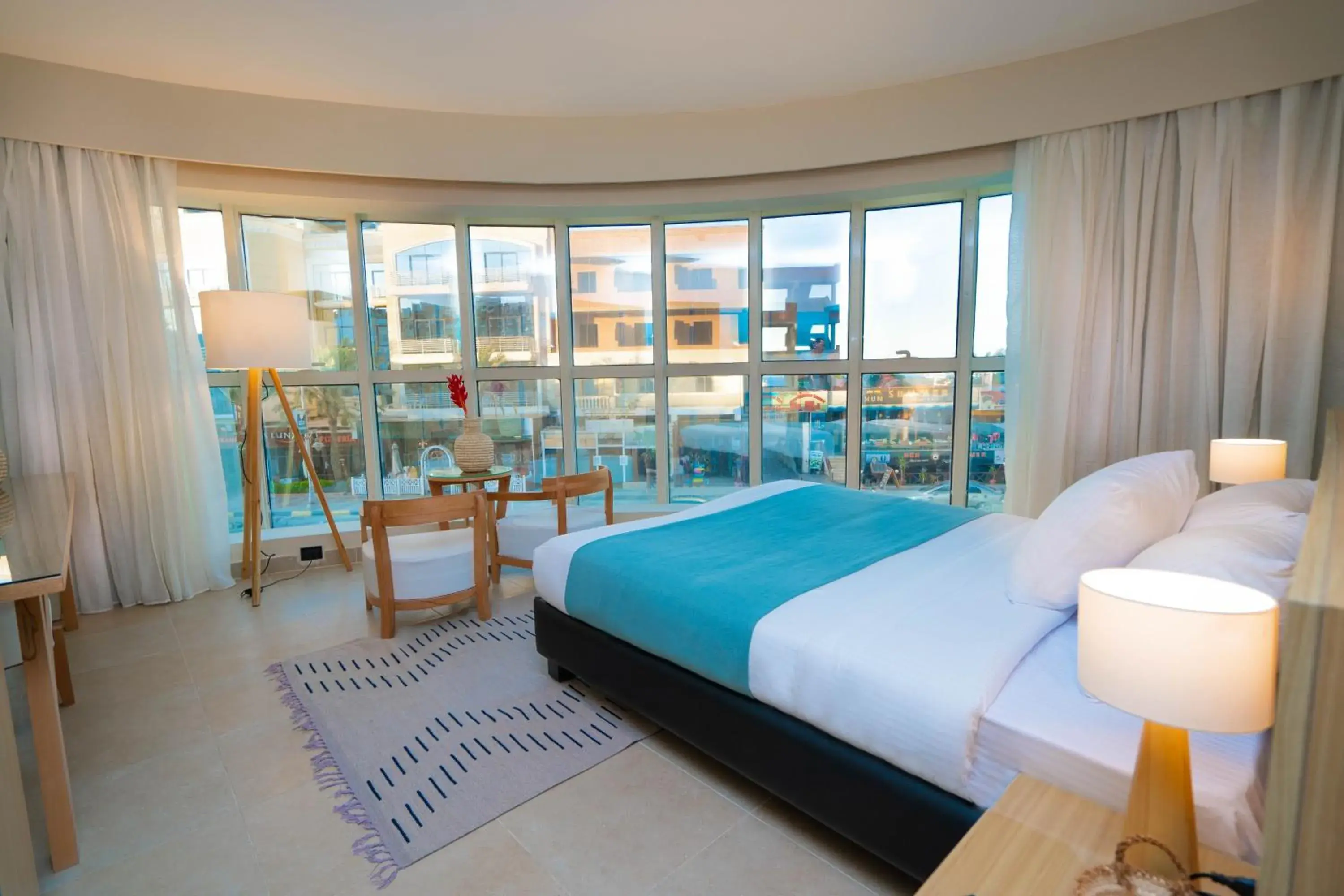 Two-Bedroom Suite - Ground Floor in Redcon Suites Two-Bedroom Suite - Ground Floor in Redcon Suites