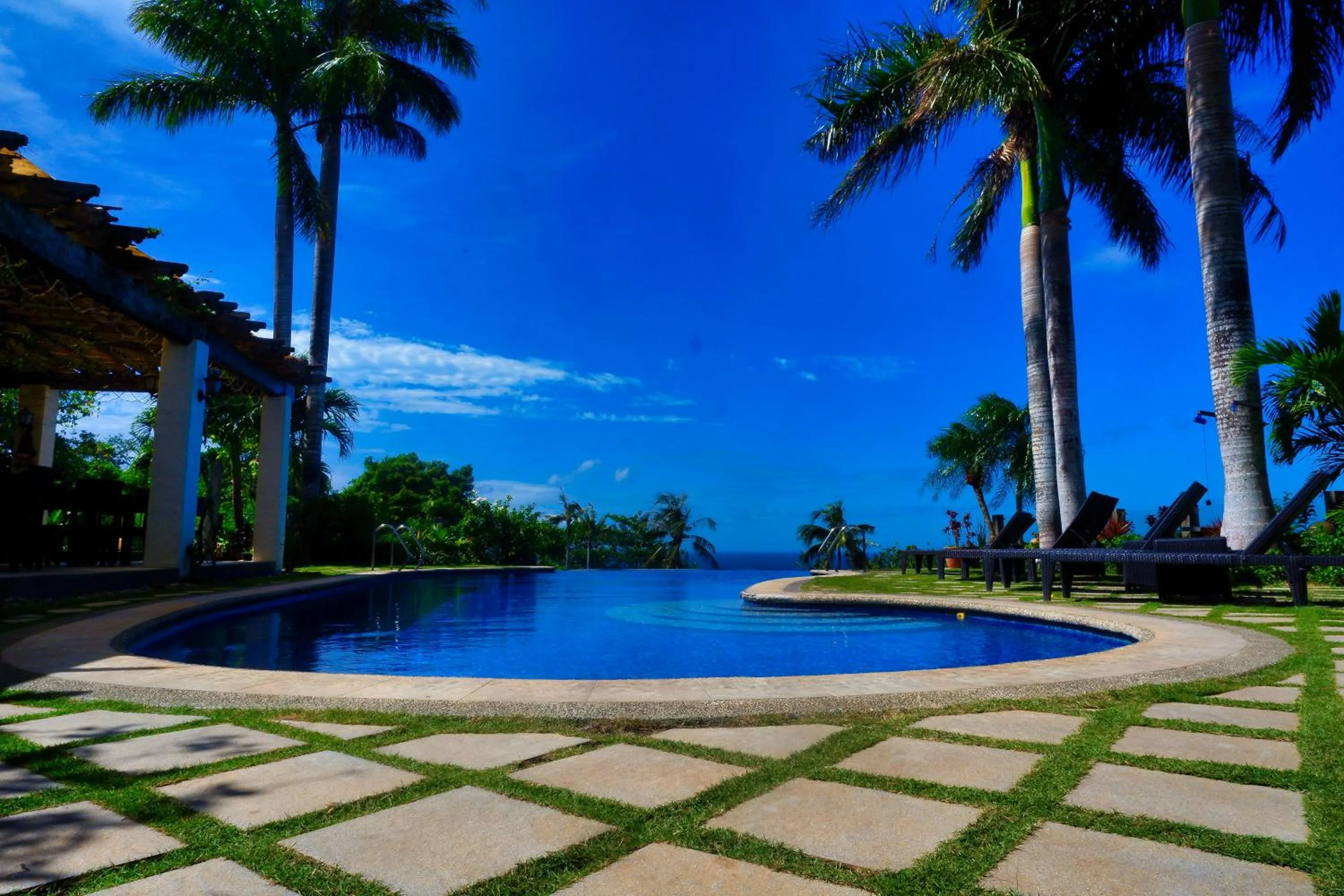Swimming pool in Hotel Soffia