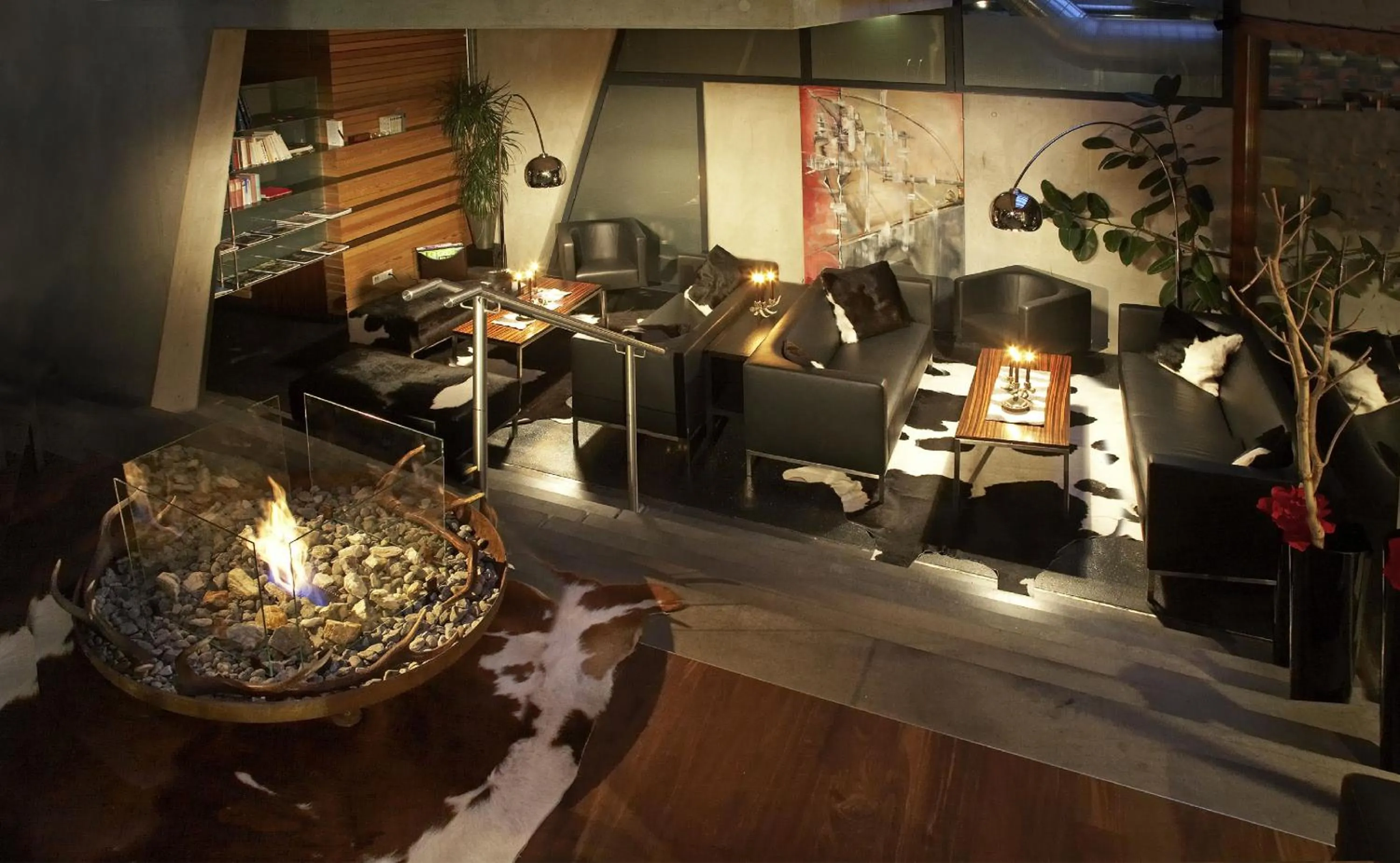 Communal lounge/ TV room in "Quality Hosts Arlberg" Hotel Lux Alpinae