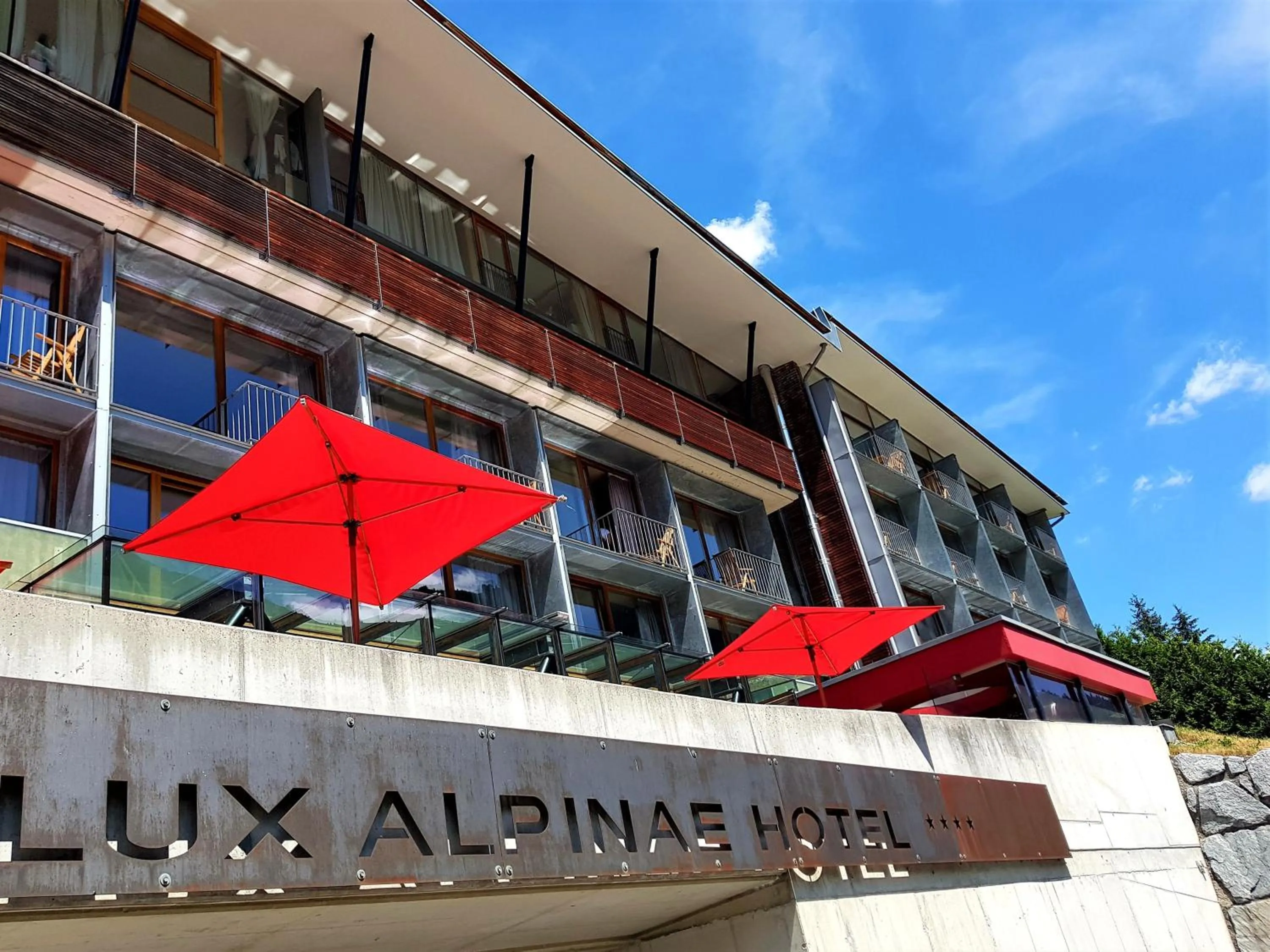 Property building in "Quality Hosts Arlberg" Hotel Lux Alpinae