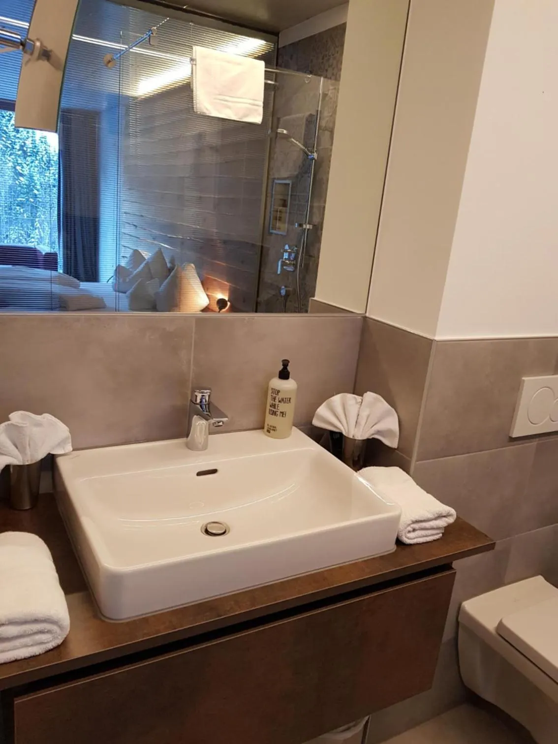 Shower in "Quality Hosts Arlberg" Hotel Lux Alpinae