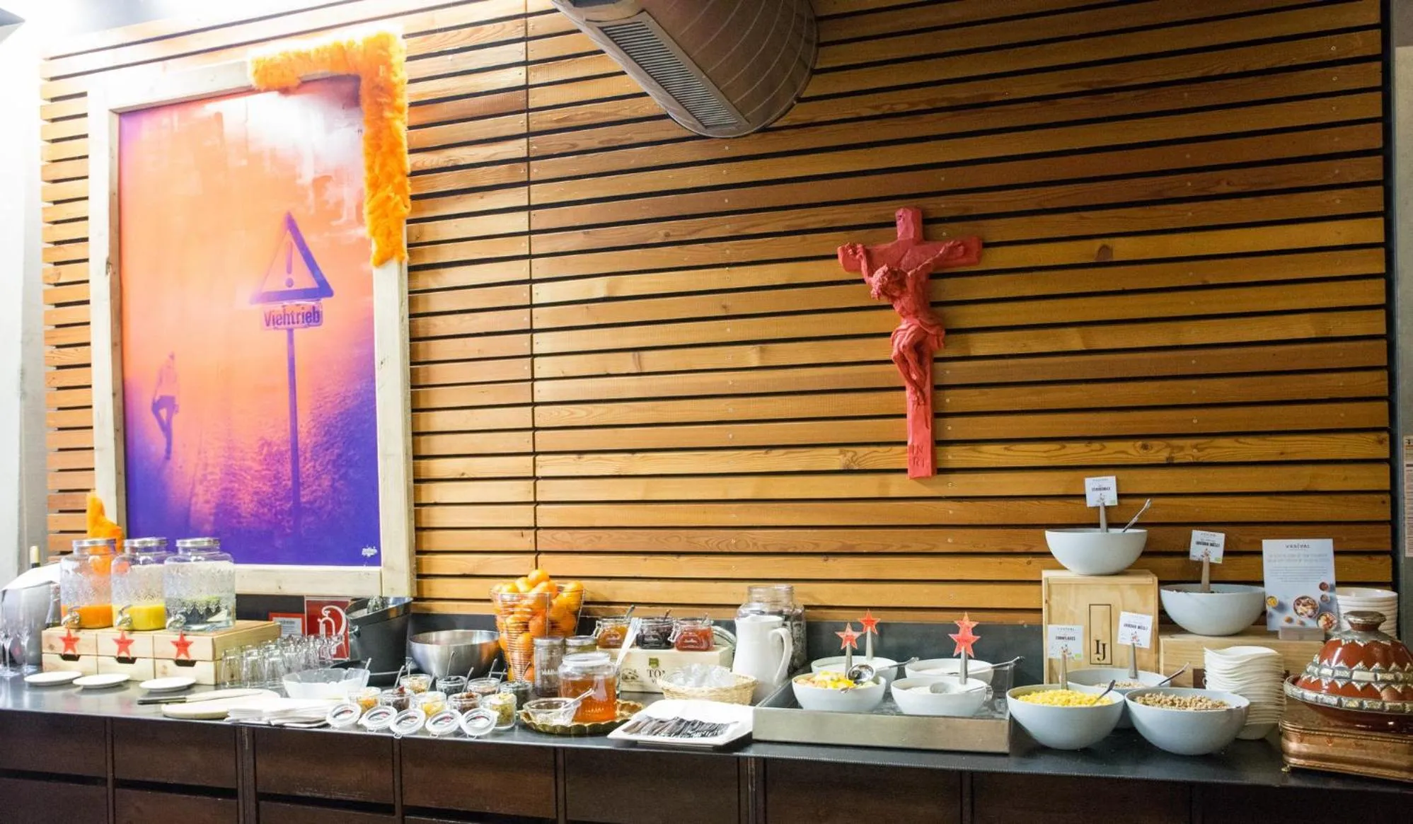 Food and drinks in "Quality Hosts Arlberg" Hotel Lux Alpinae