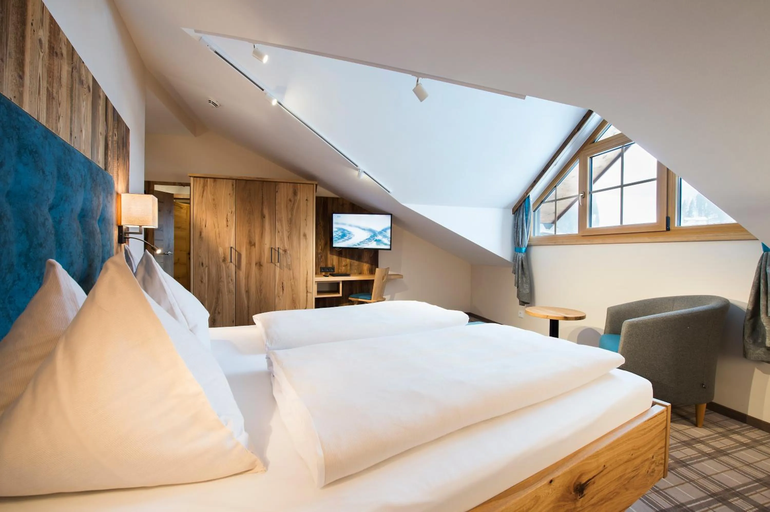 Bedroom, Bed in Hotel Sendlhof