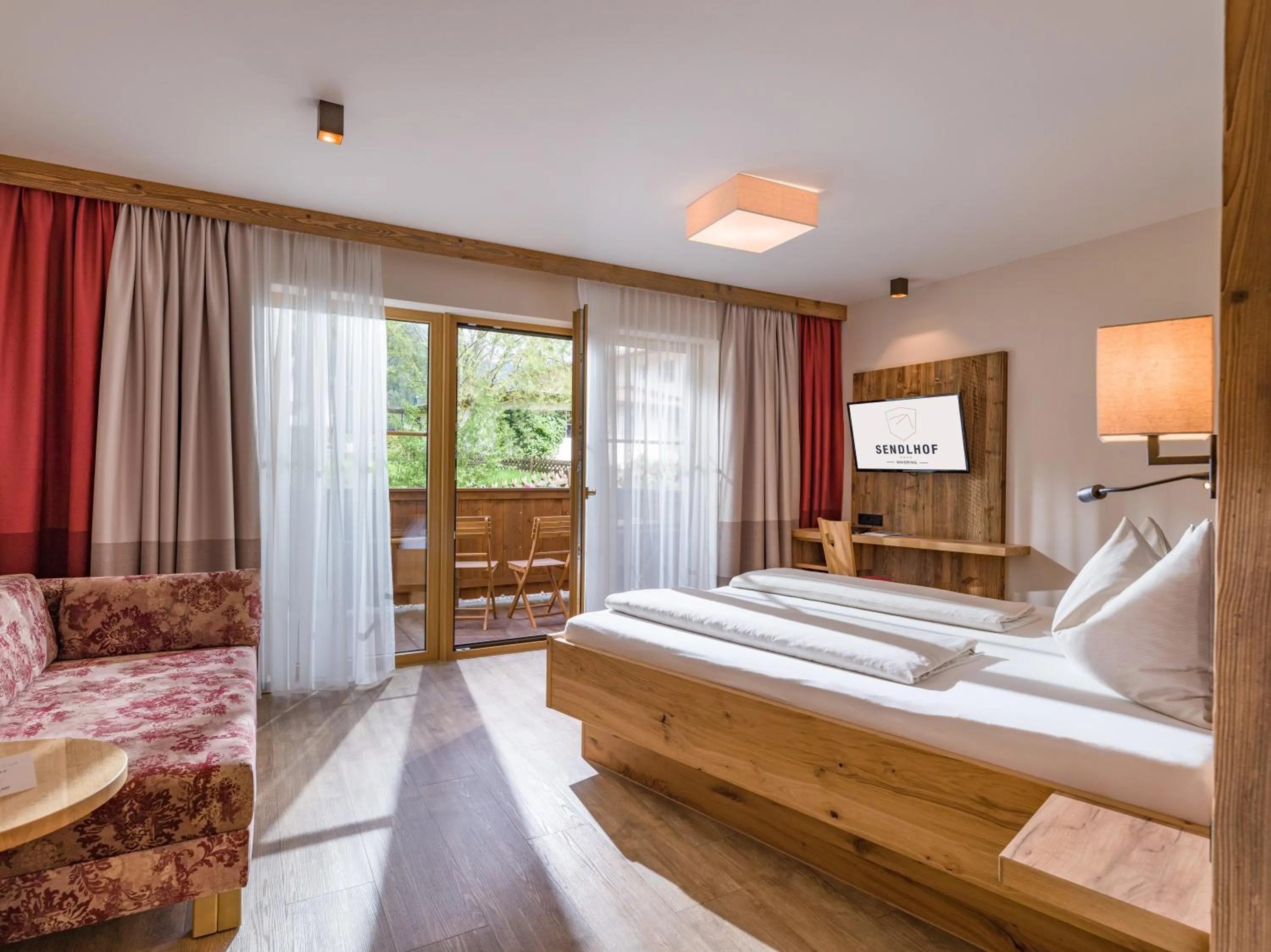 Photo of the whole room, Bed in Hotel Sendlhof