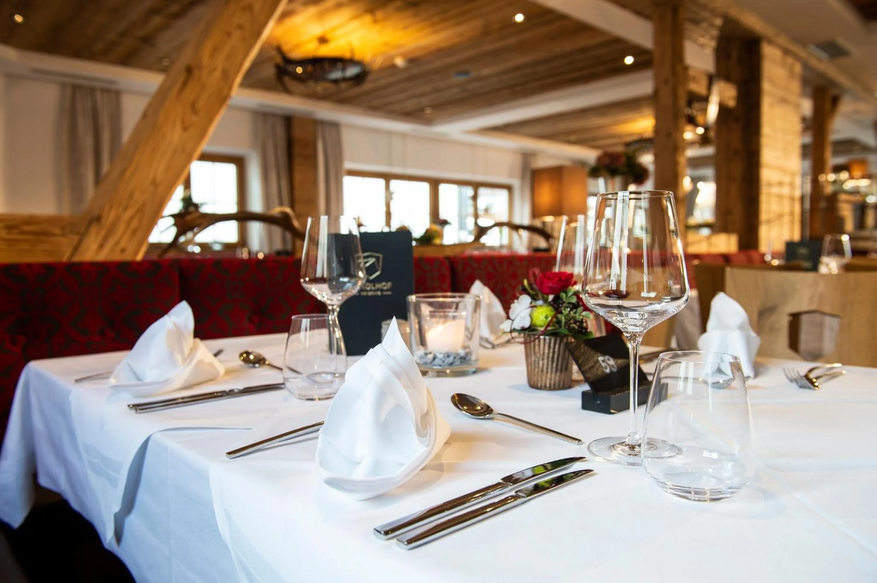 Restaurant/places to eat in Hotel Sendlhof