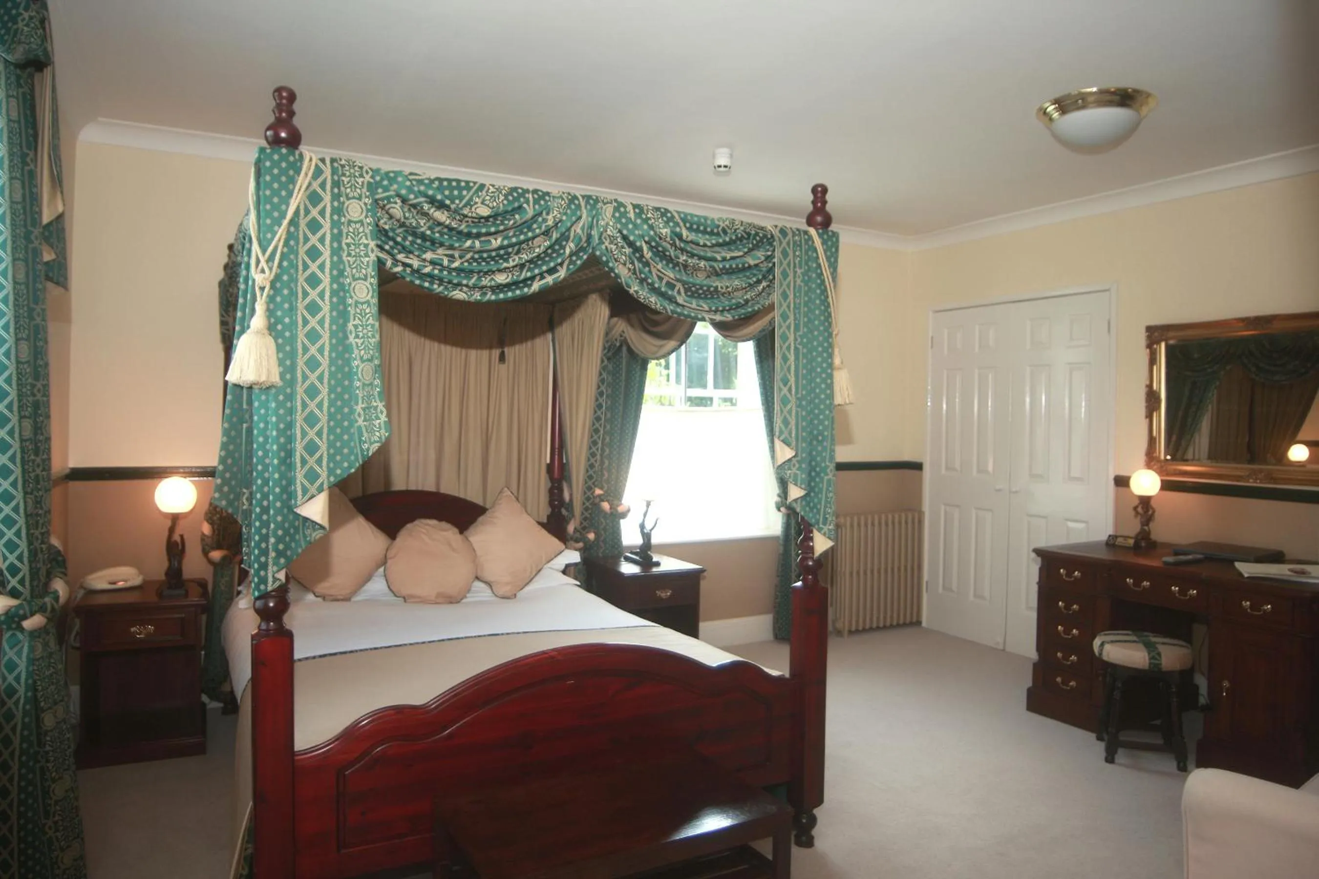 Bed in La Fleur De Lys