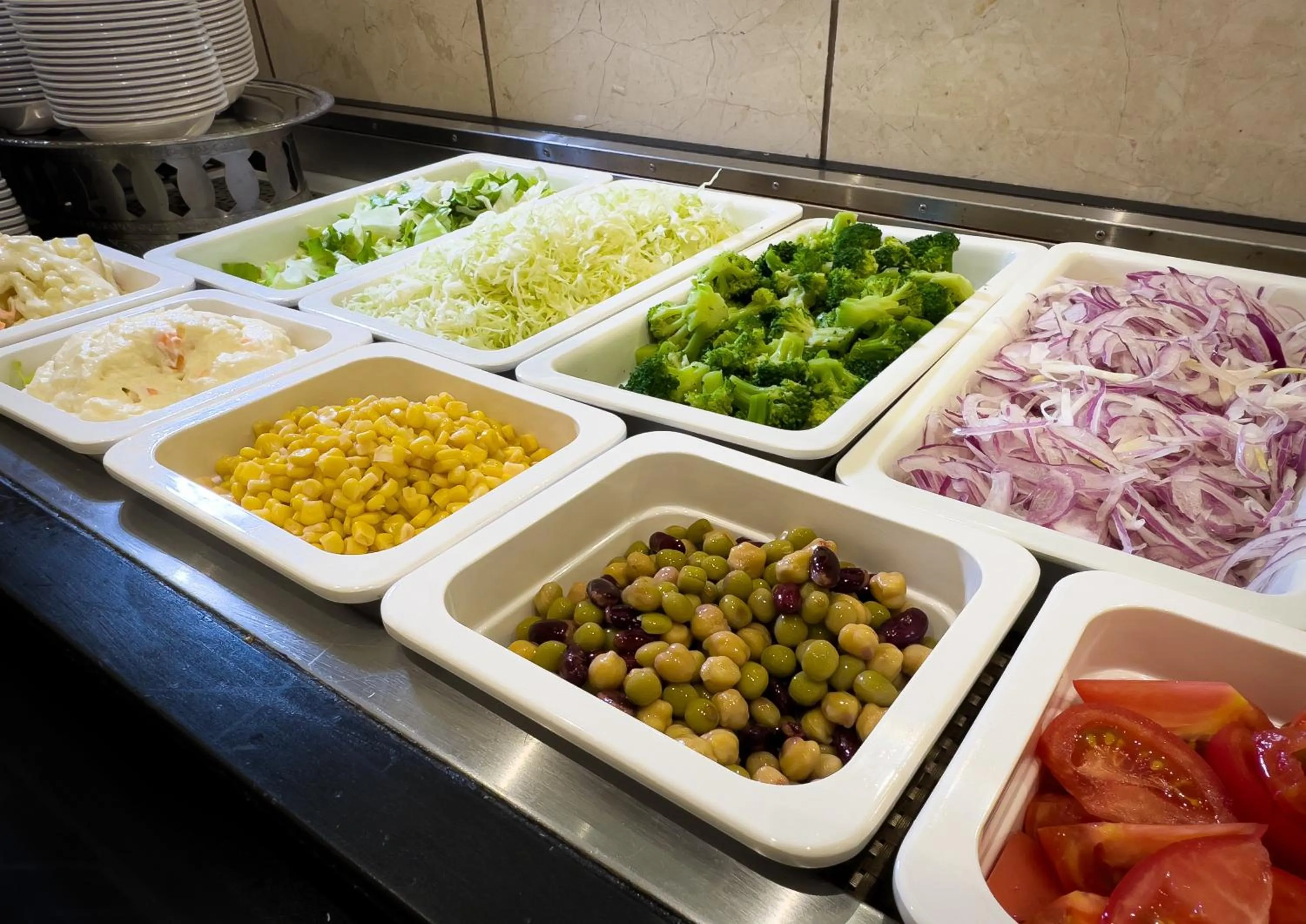 Restaurant/places to eat in Ours Inn Hankyu