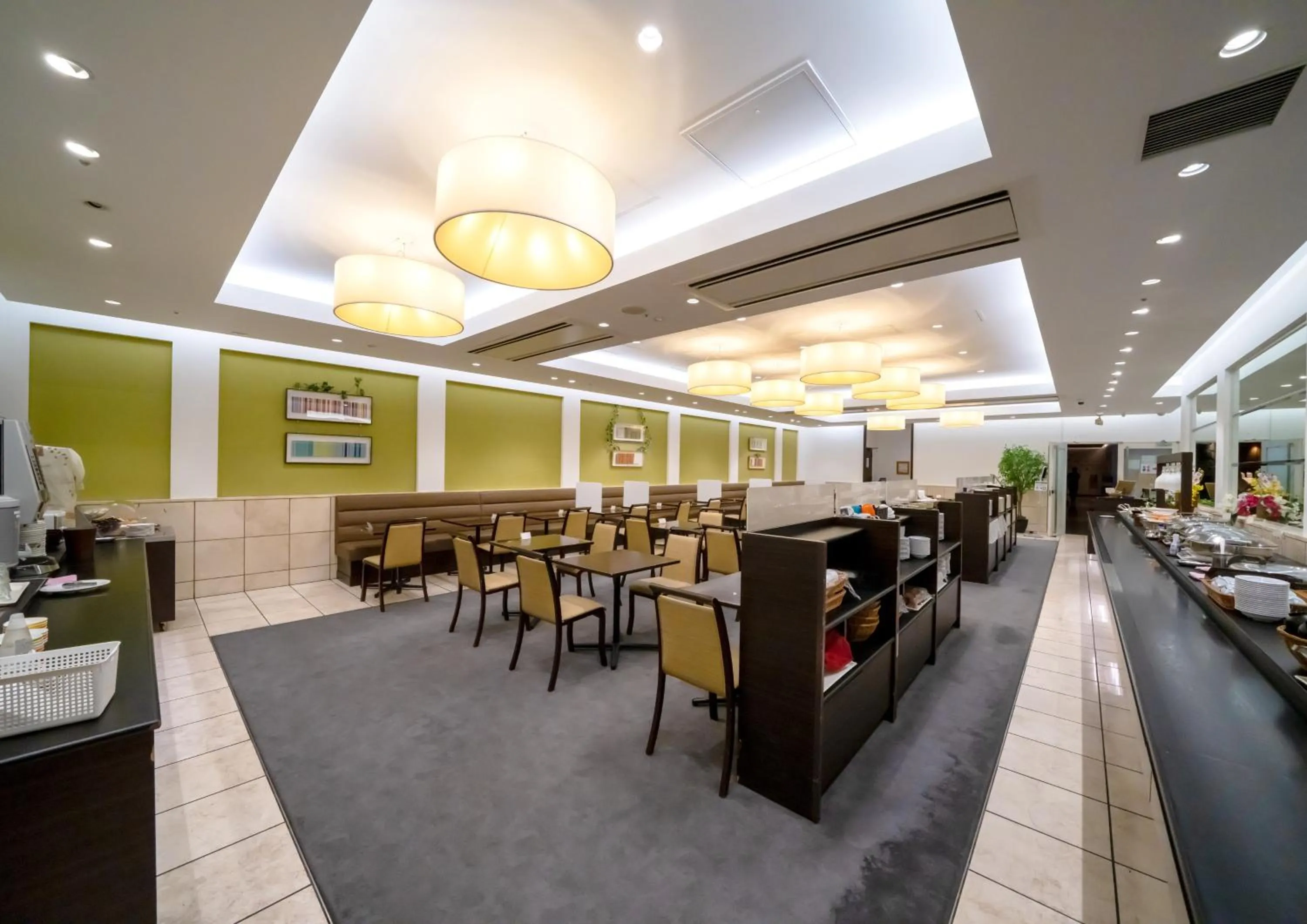 Restaurant/places to eat in Ours Inn Hankyu