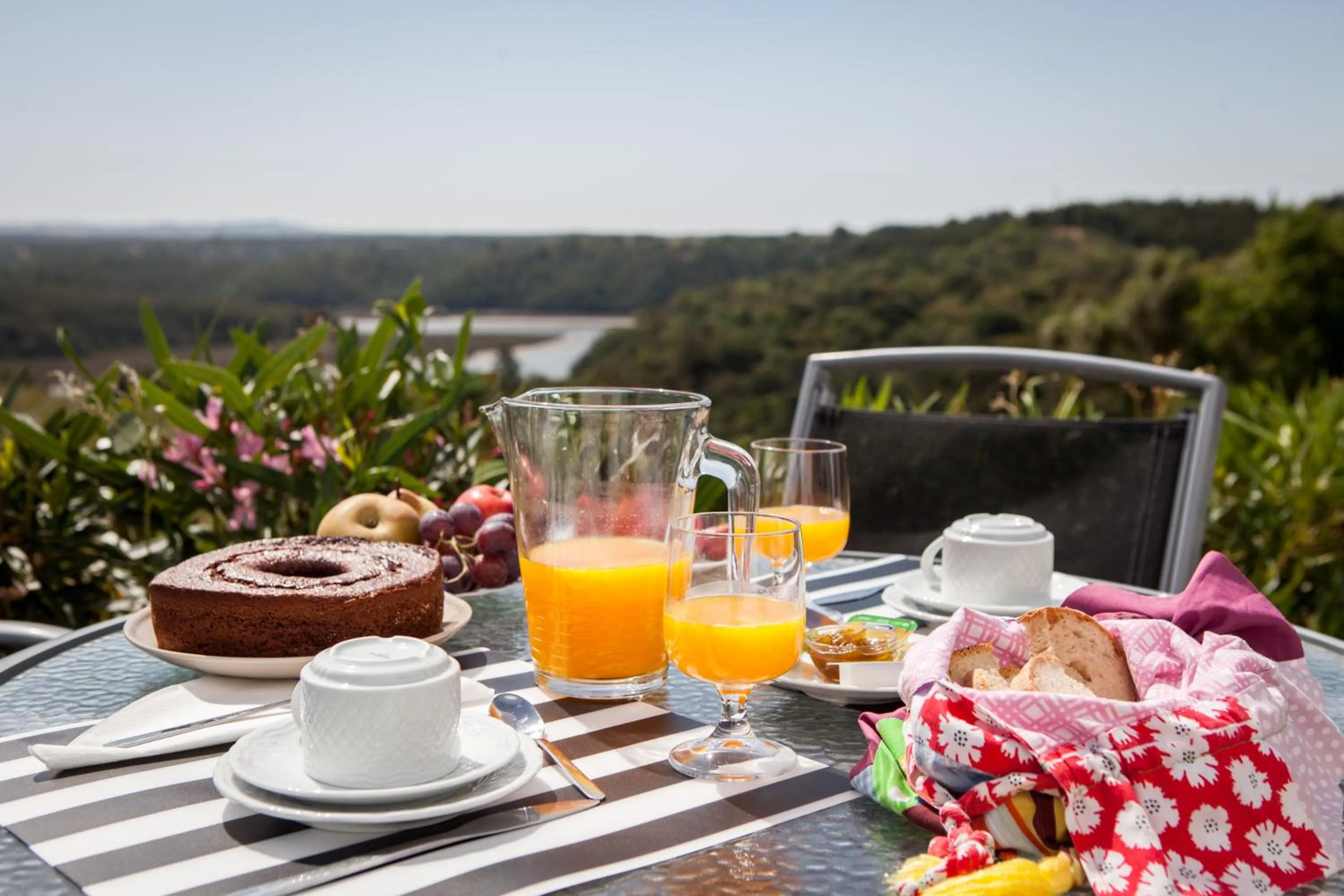 Breakfast in Monte Do Zambujeiro