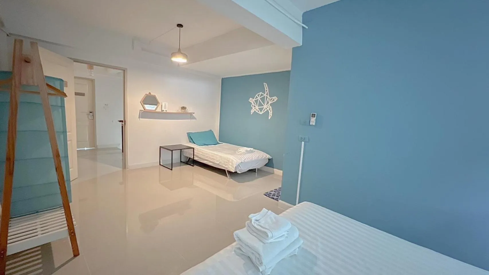 Bedroom, Bed in Turtle Rooms