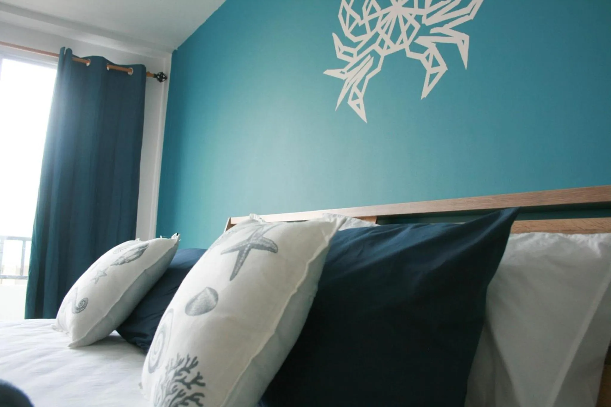 Bedroom, Bed in Turtle Rooms