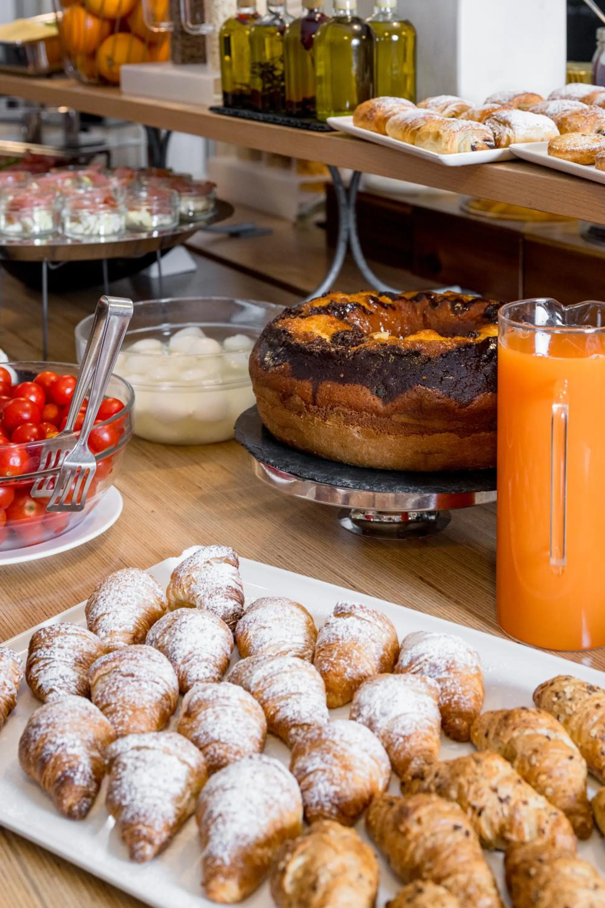 Breakfast in Hotel Piazza Bellini & Apartments