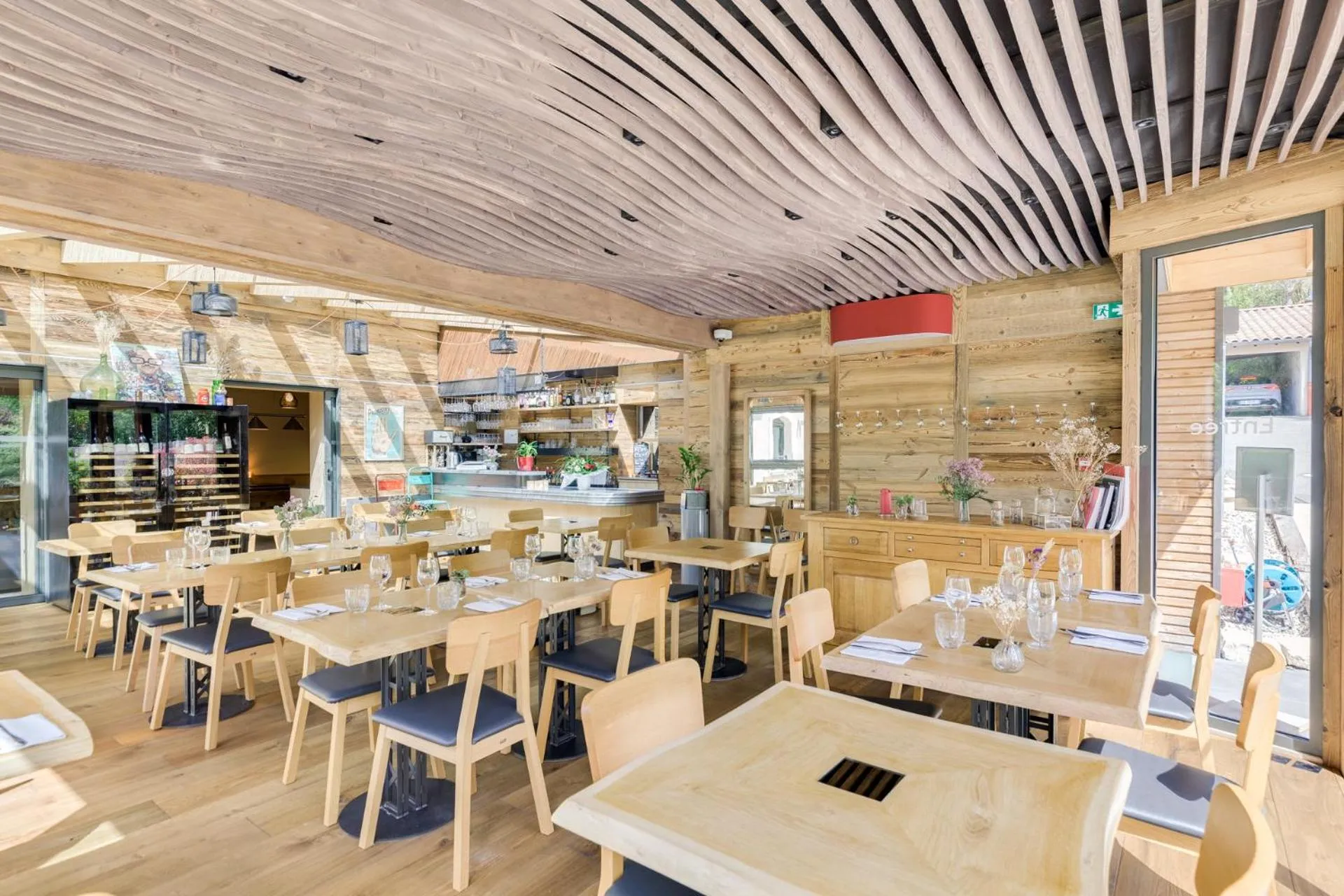 Restaurant/places to eat in La Cachette