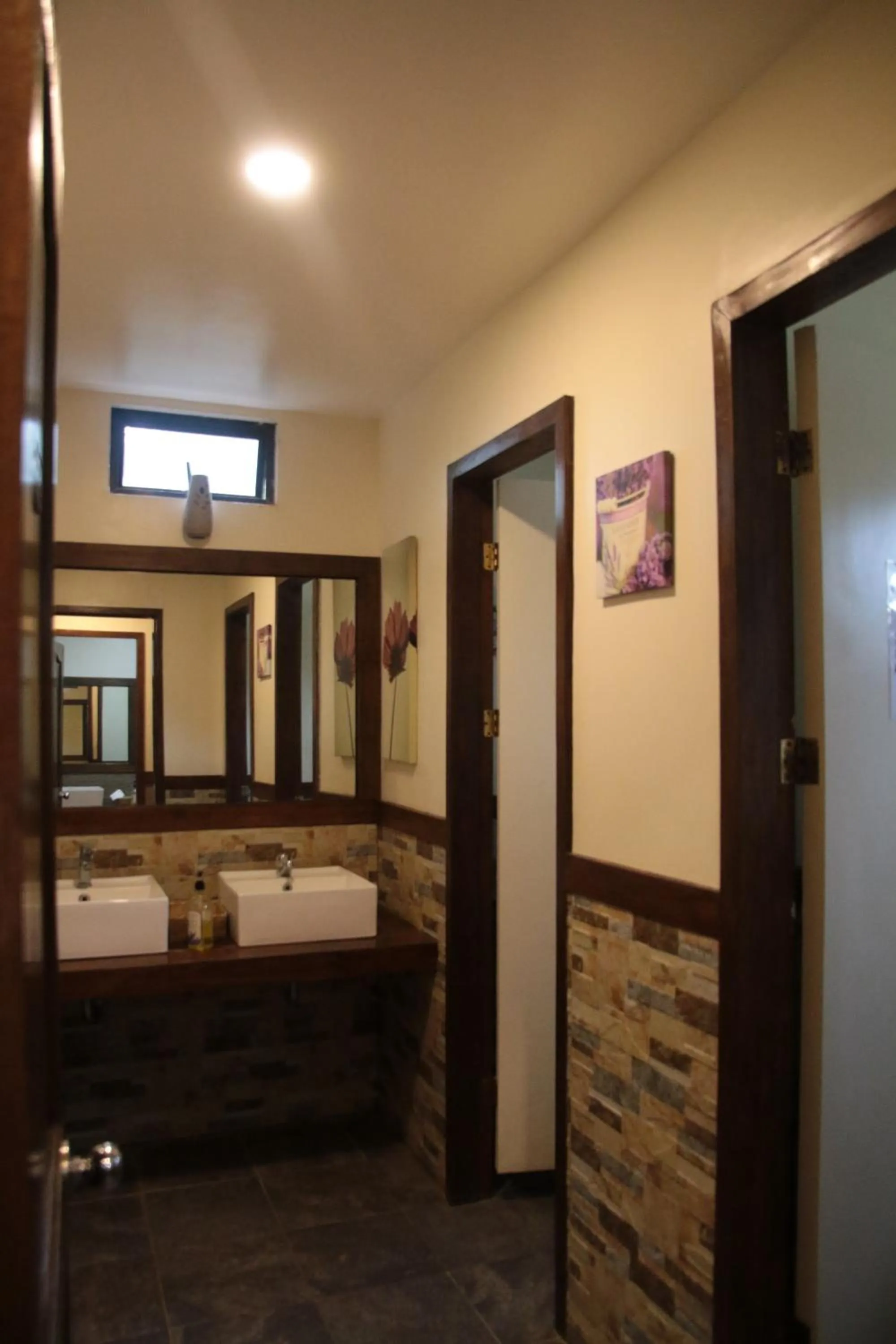 Bathroom, Bed in Calape Forest Resort