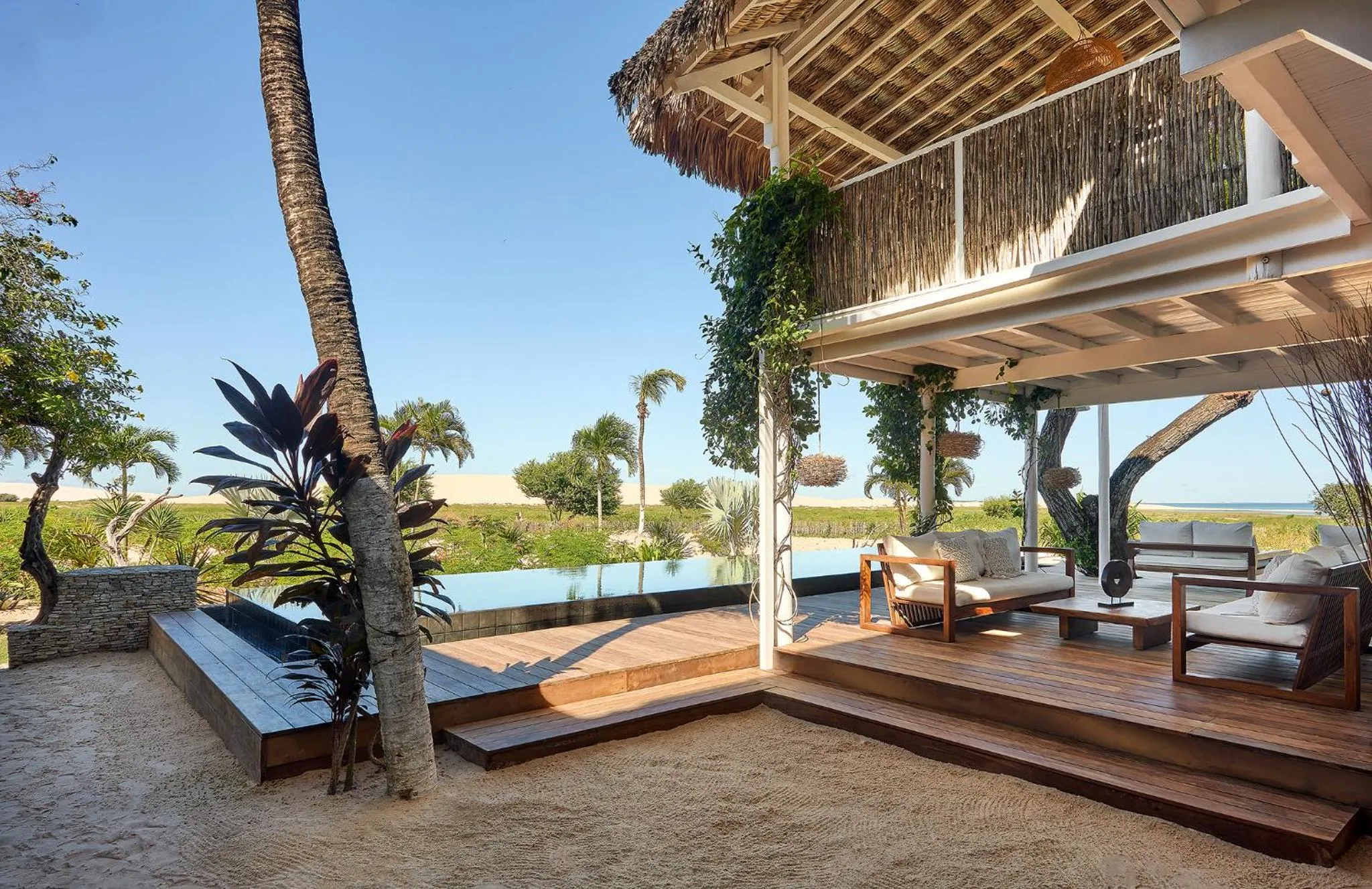 Day in Villa Praia - La Villa Group