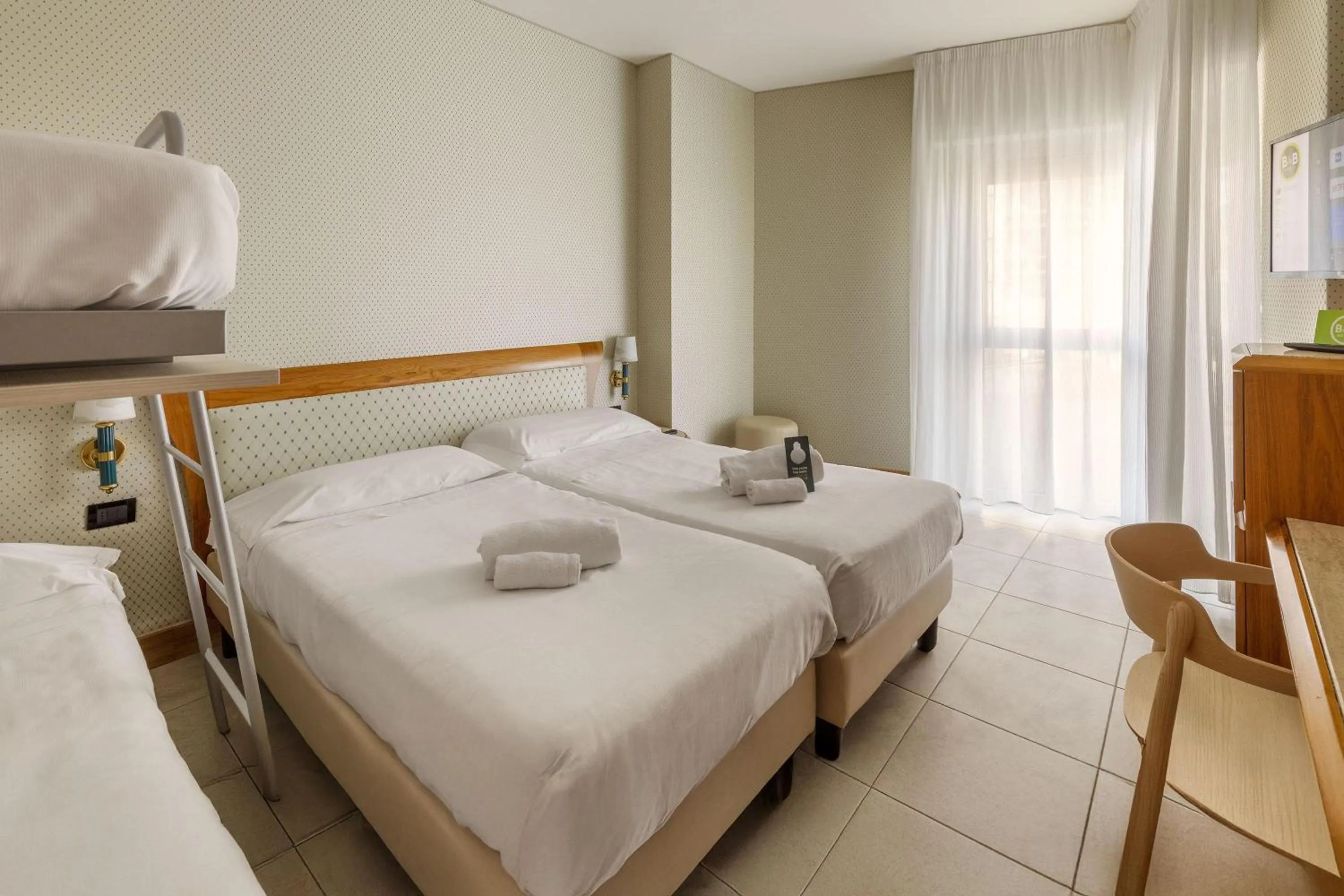 Photo of the whole room, Bed in B&B Hotel Chioggia Airone