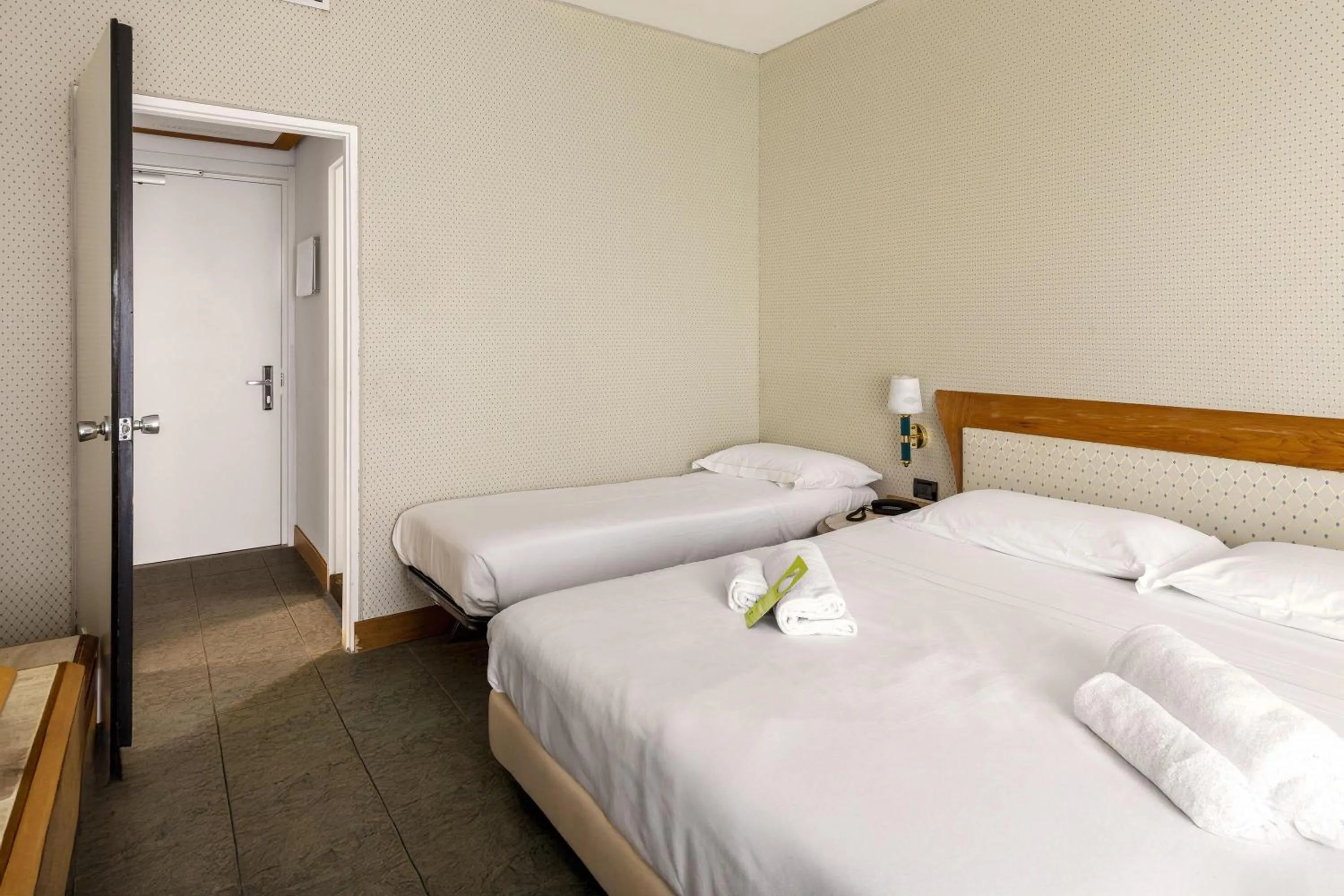 Photo of the whole room, Bed in B&B Hotel Chioggia Airone