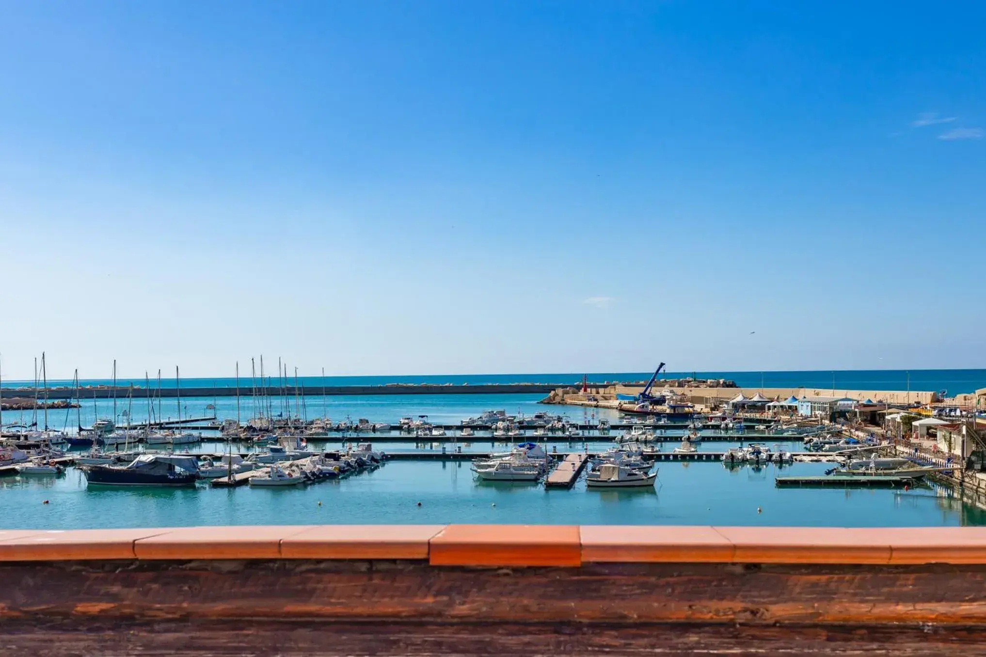 Double Room with Balcony and Sea View in Hotel Aliai Double Room with Balcony and Sea View in Hotel Aliai