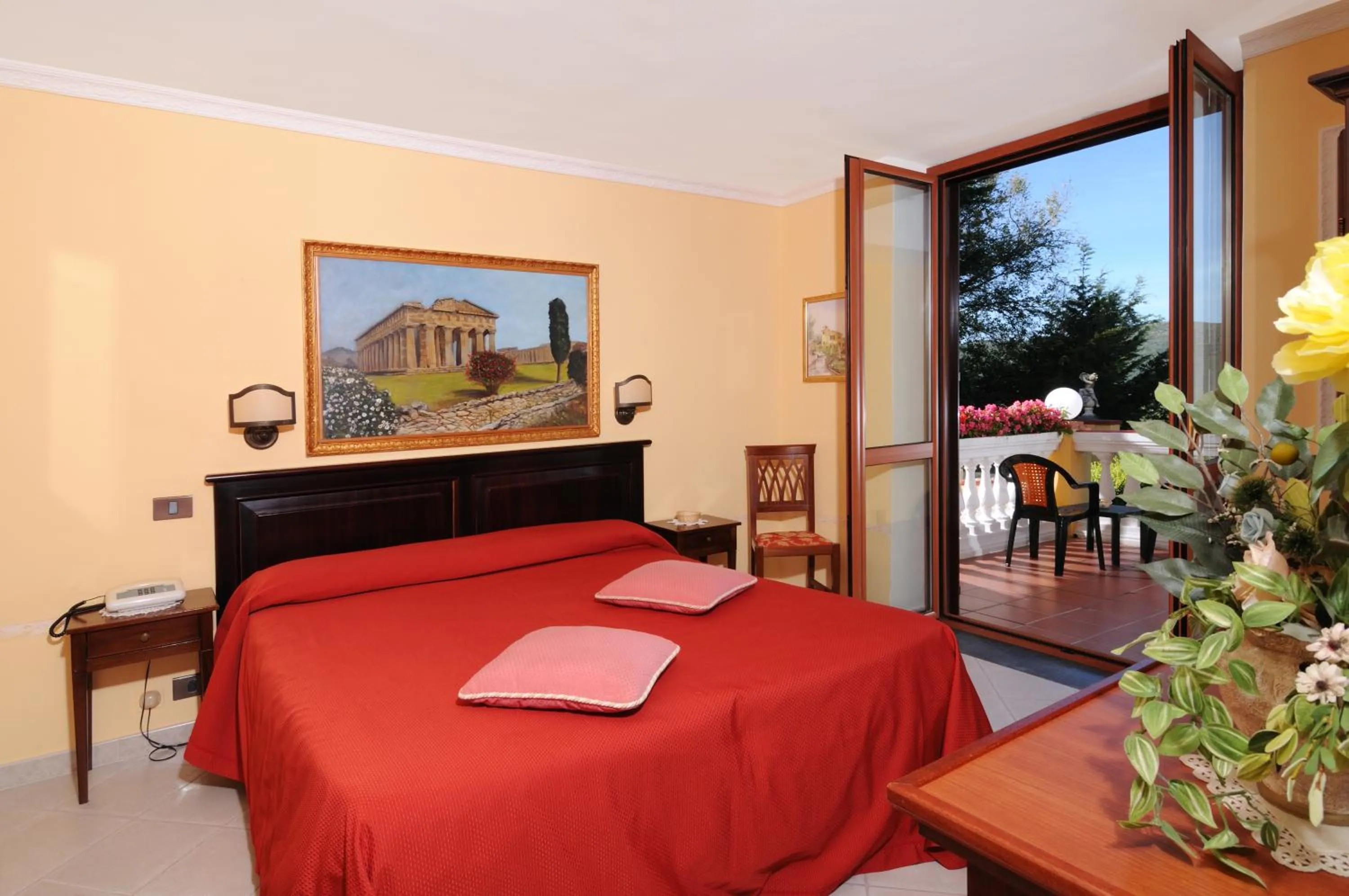 Bedroom in Hotel Villa La Colombaia