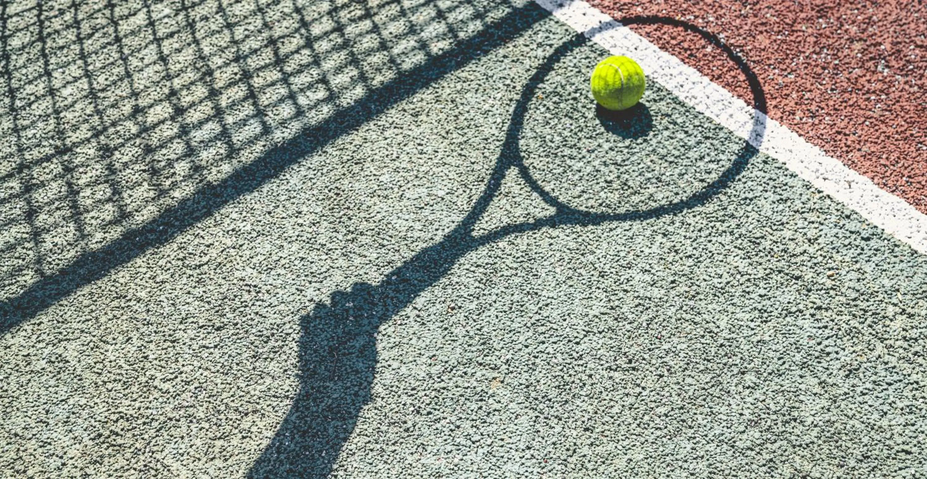 Tennis court in Althea Village - Family Hotel