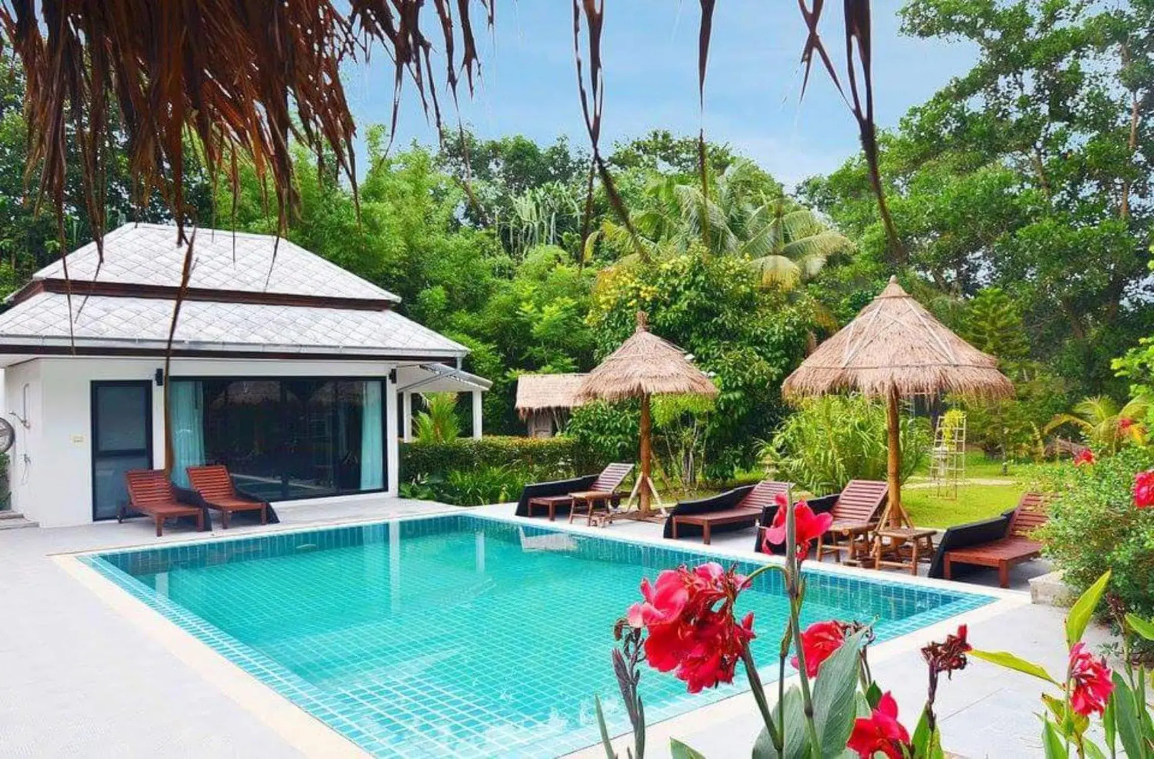 Bungalow in Exotic Boutique Hotel Bungalow in Exotic Boutique Hotel