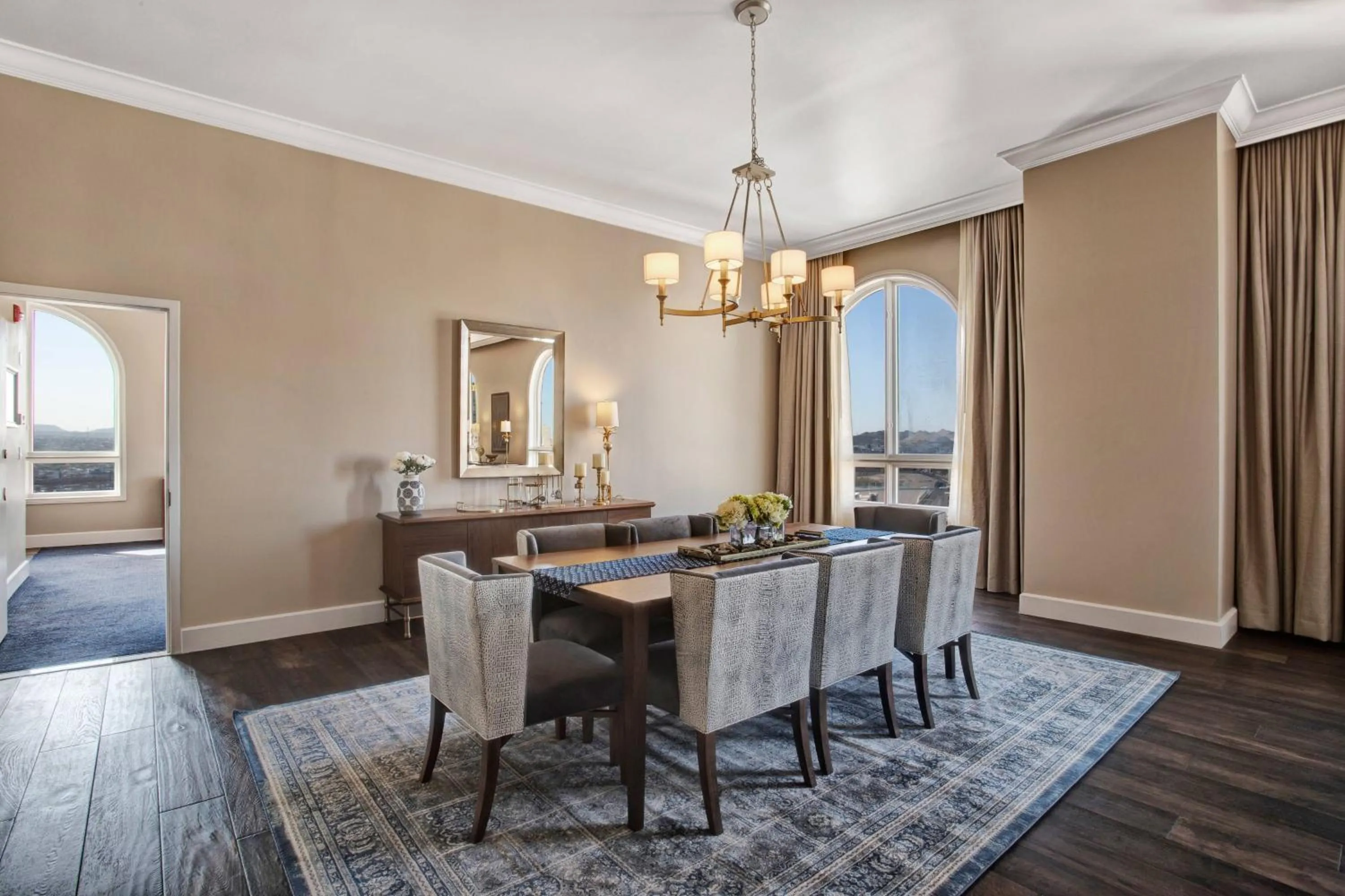 Photo of the whole room in Hotel Paso Del Norte, Autograph Collection