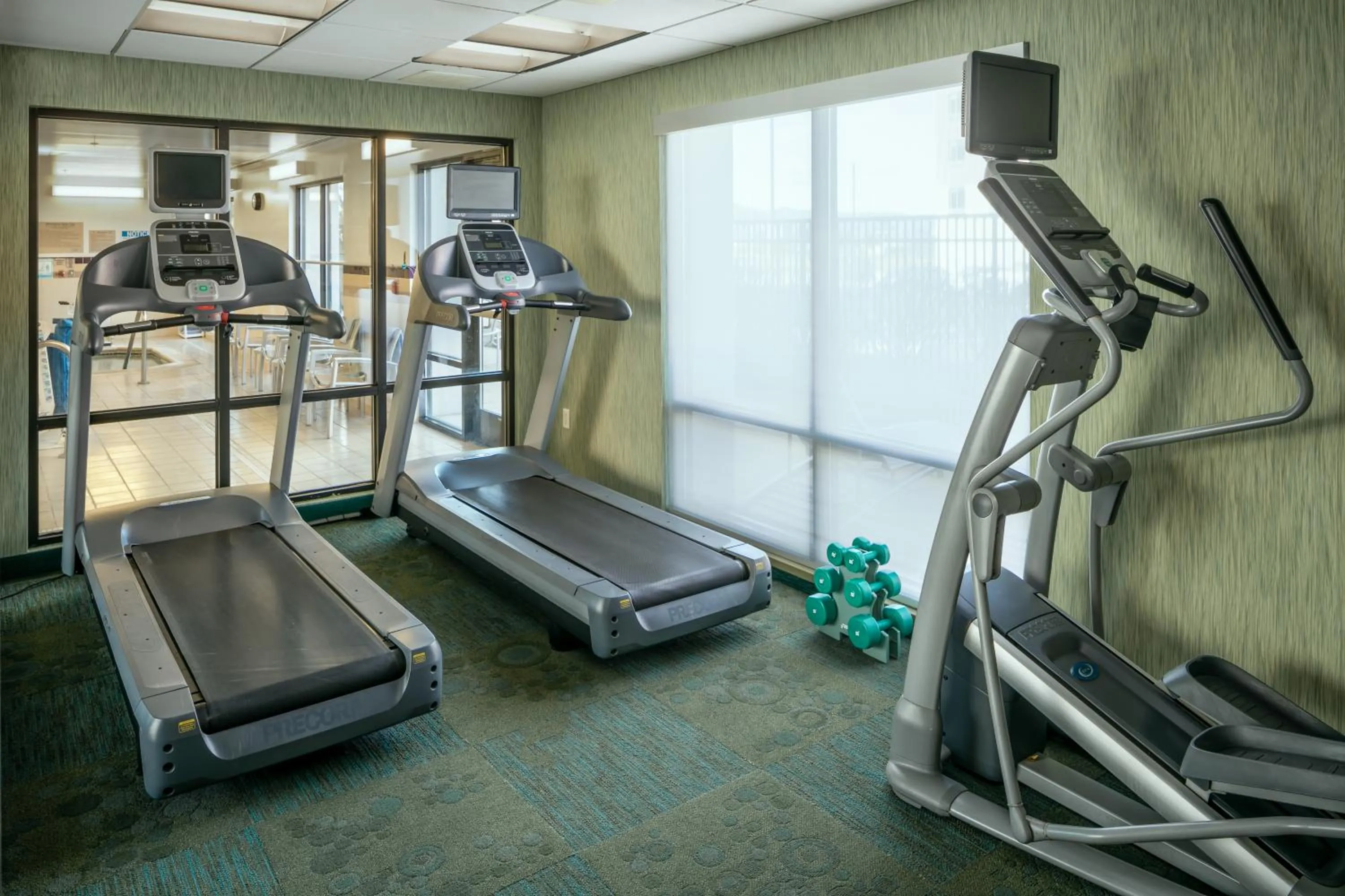 Fitness centre/facilities in SpringHill Suites by Marriott Medford