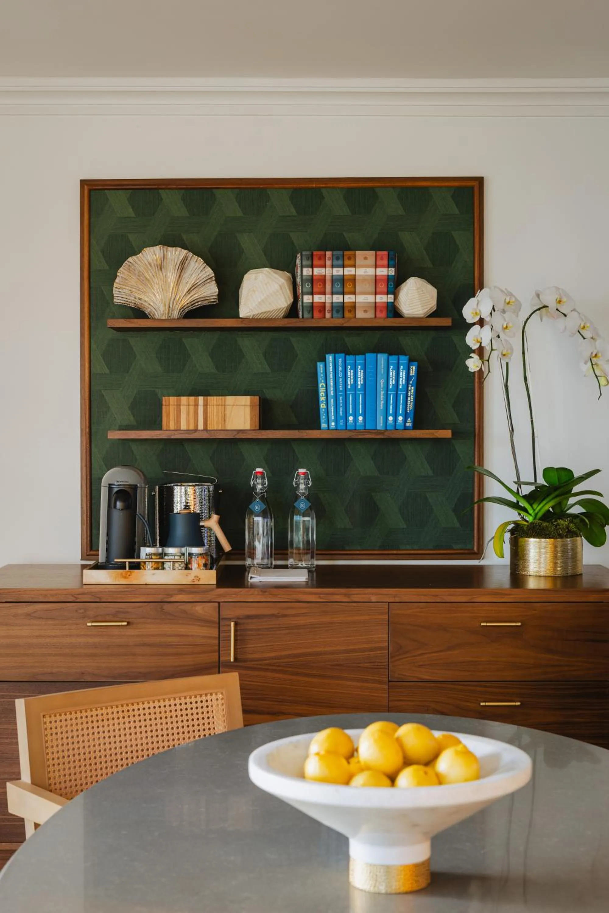 Dining area in Regent Santa Monica Beach