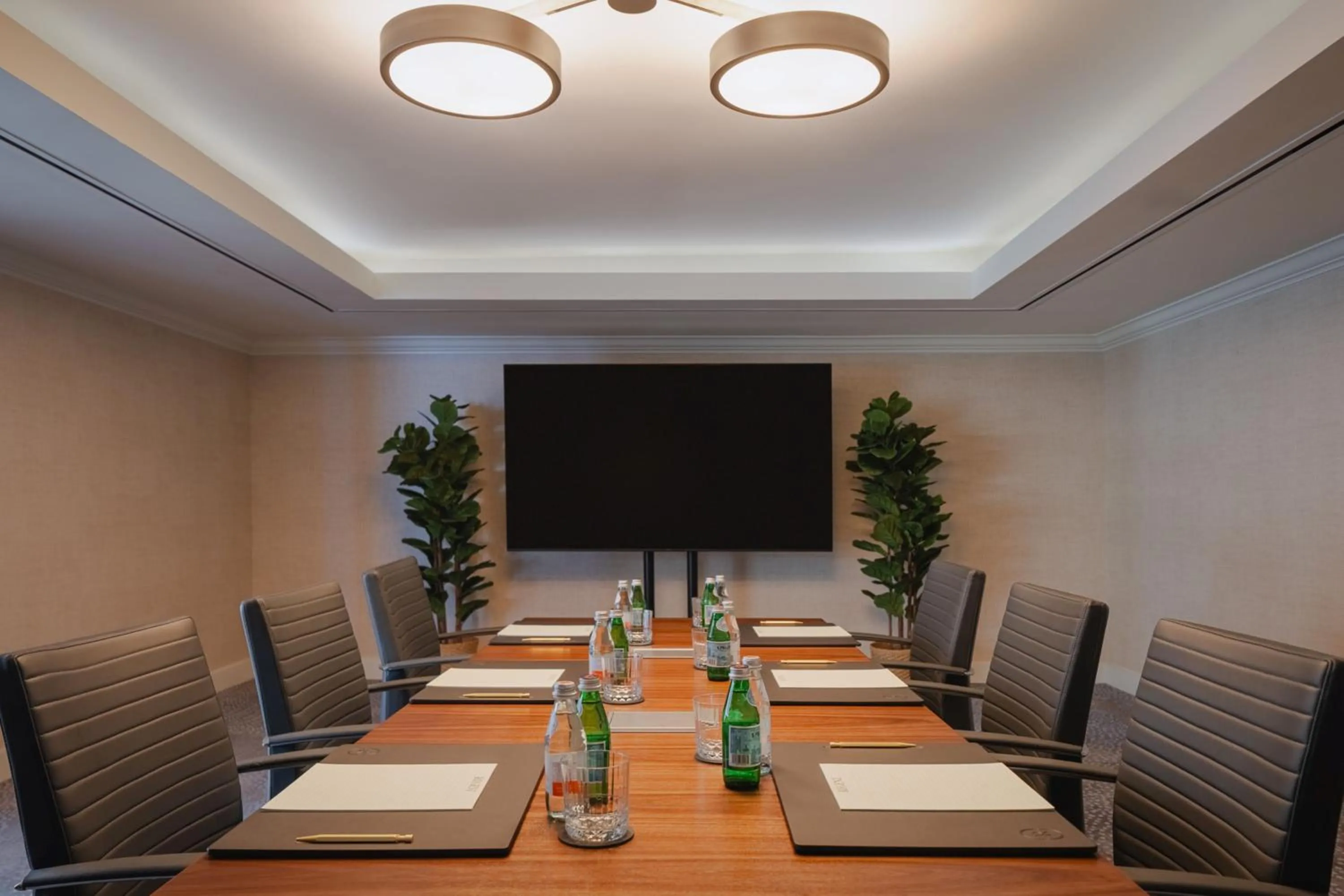 Meeting/conference room in Regent Santa Monica Beach