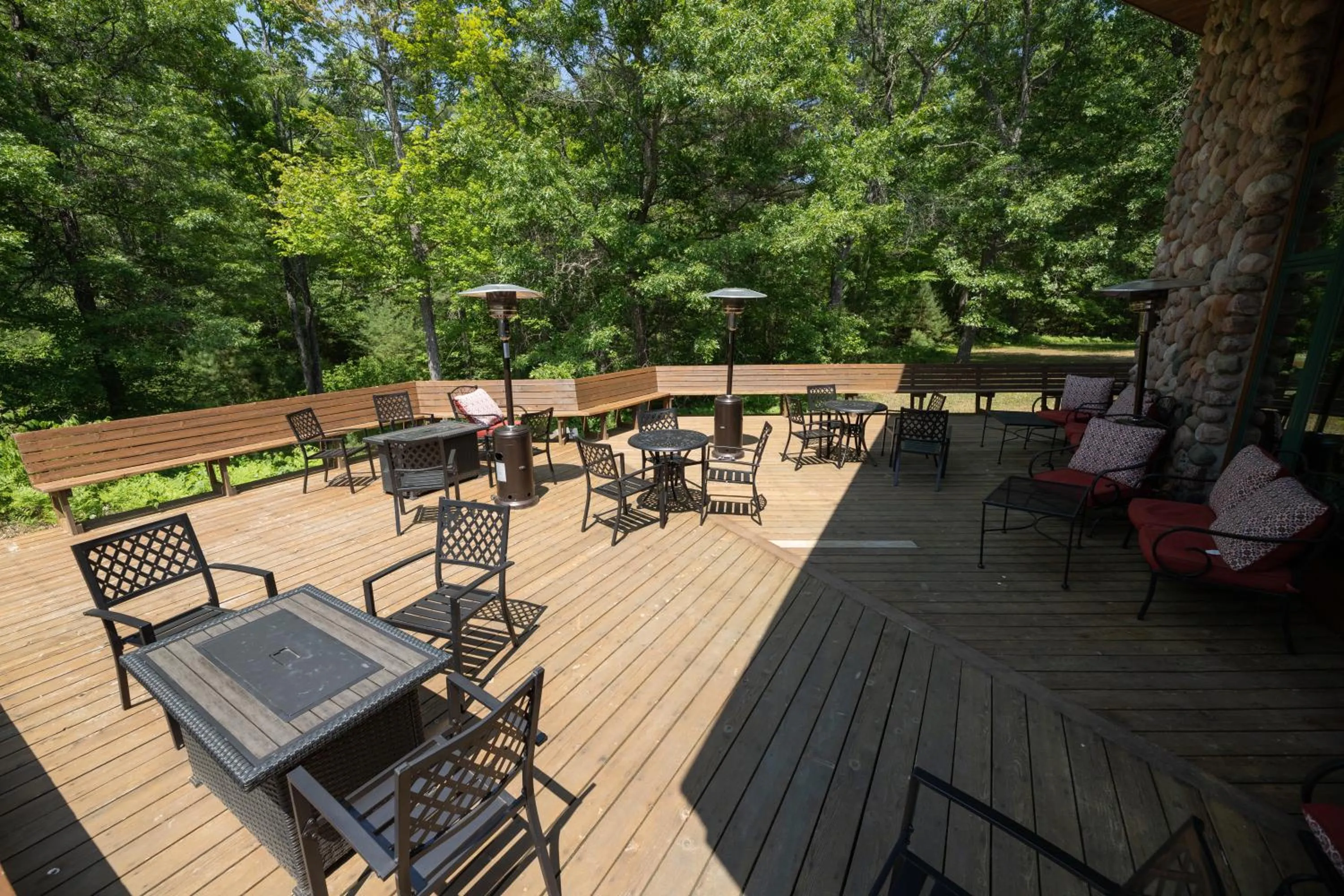 Property building in Whitetail Lodge