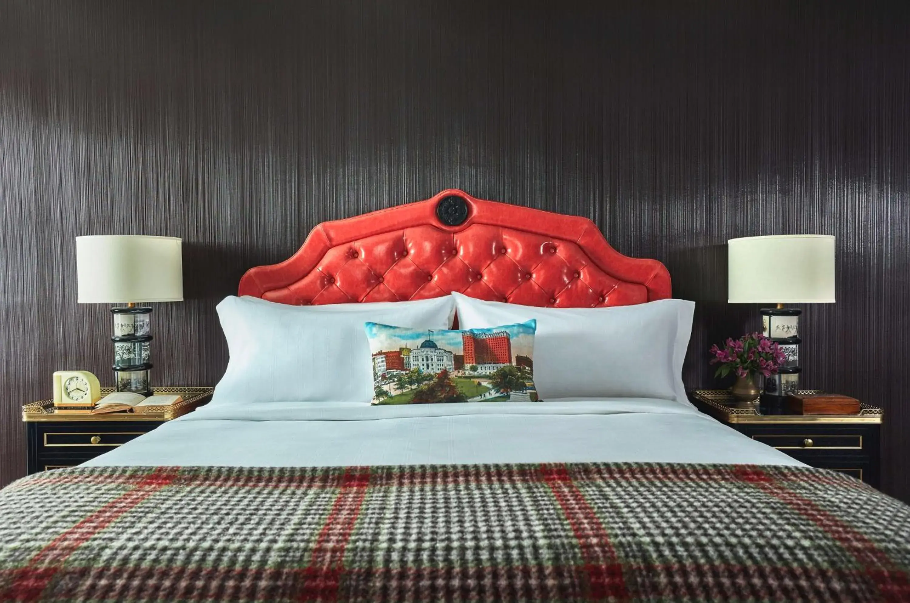 Graduate King Room in Graduate by Hilton Providence Graduate King Room in Graduate by Hilton Providence