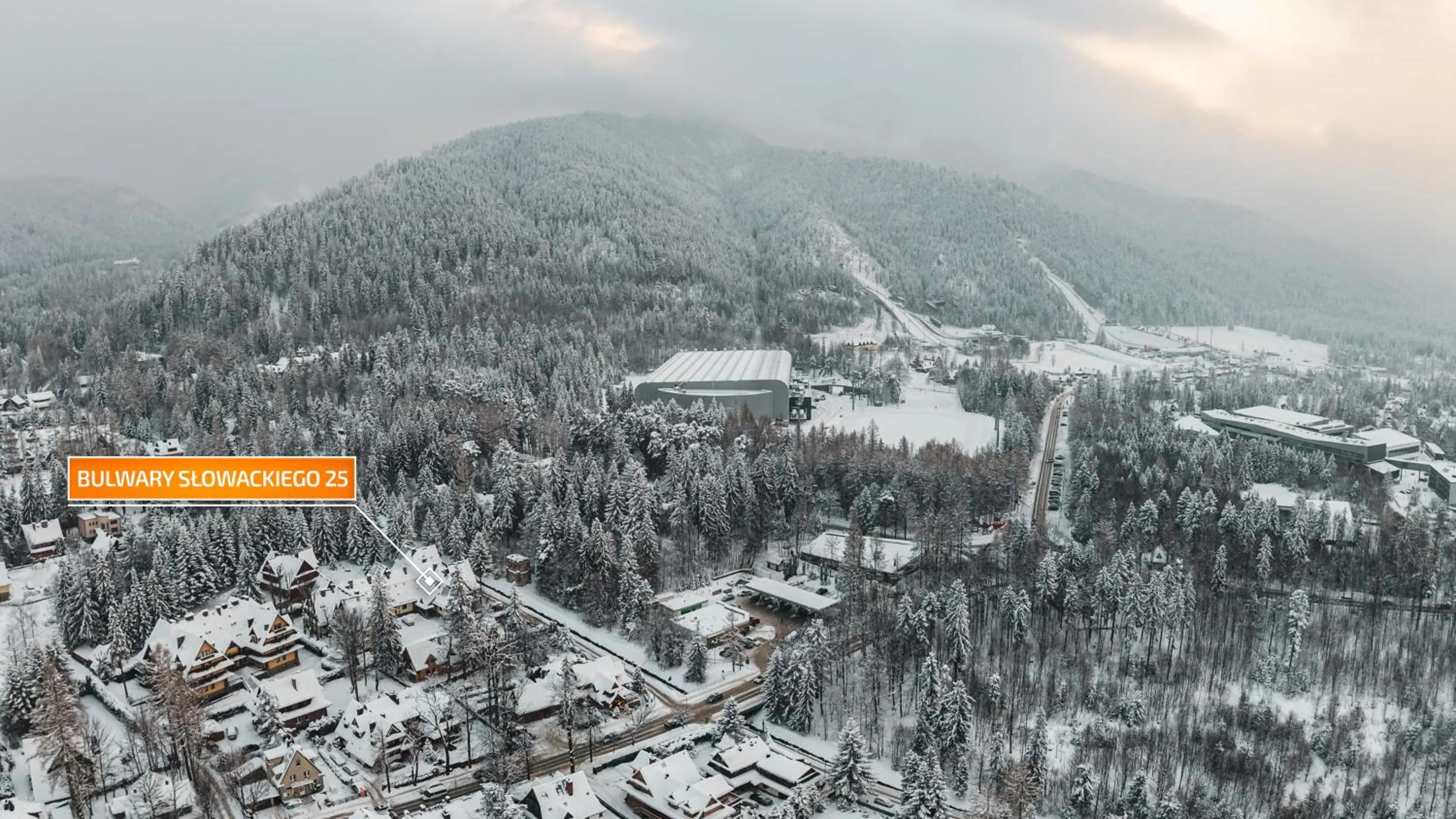 Day in Zakopane Centrum, Sun & Snow