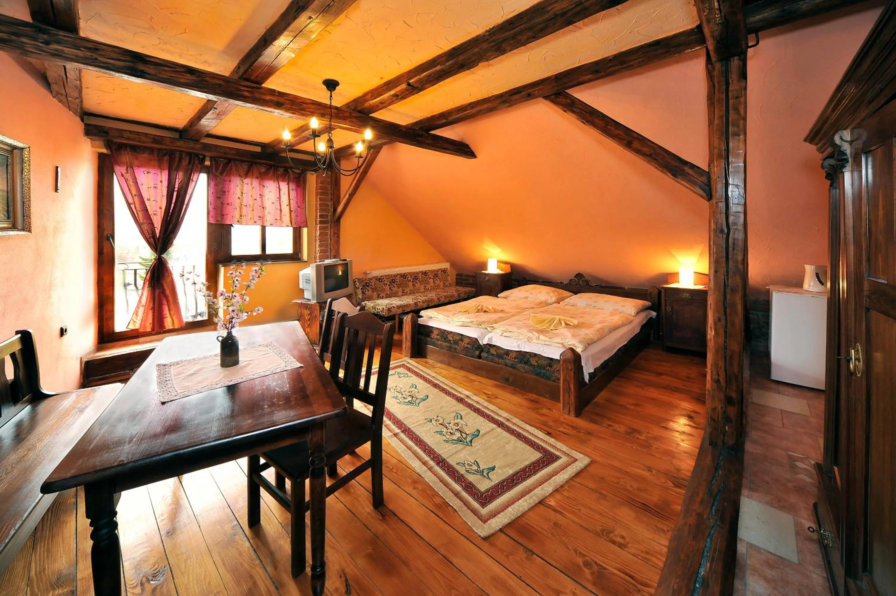 TV and multimedia, Bed in Apartmány Village