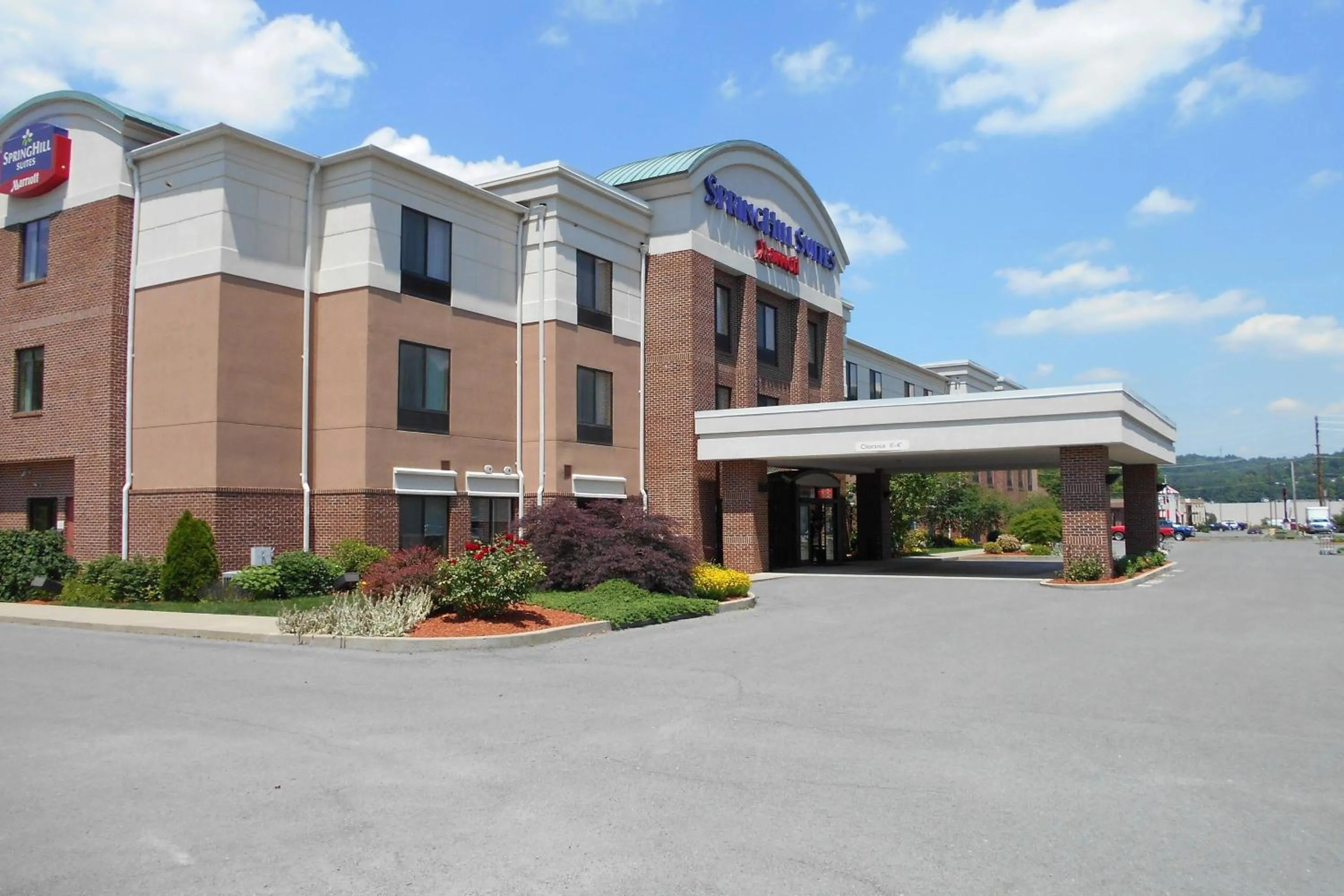 Property building in SpringHill Suites by Marriott Morgantown