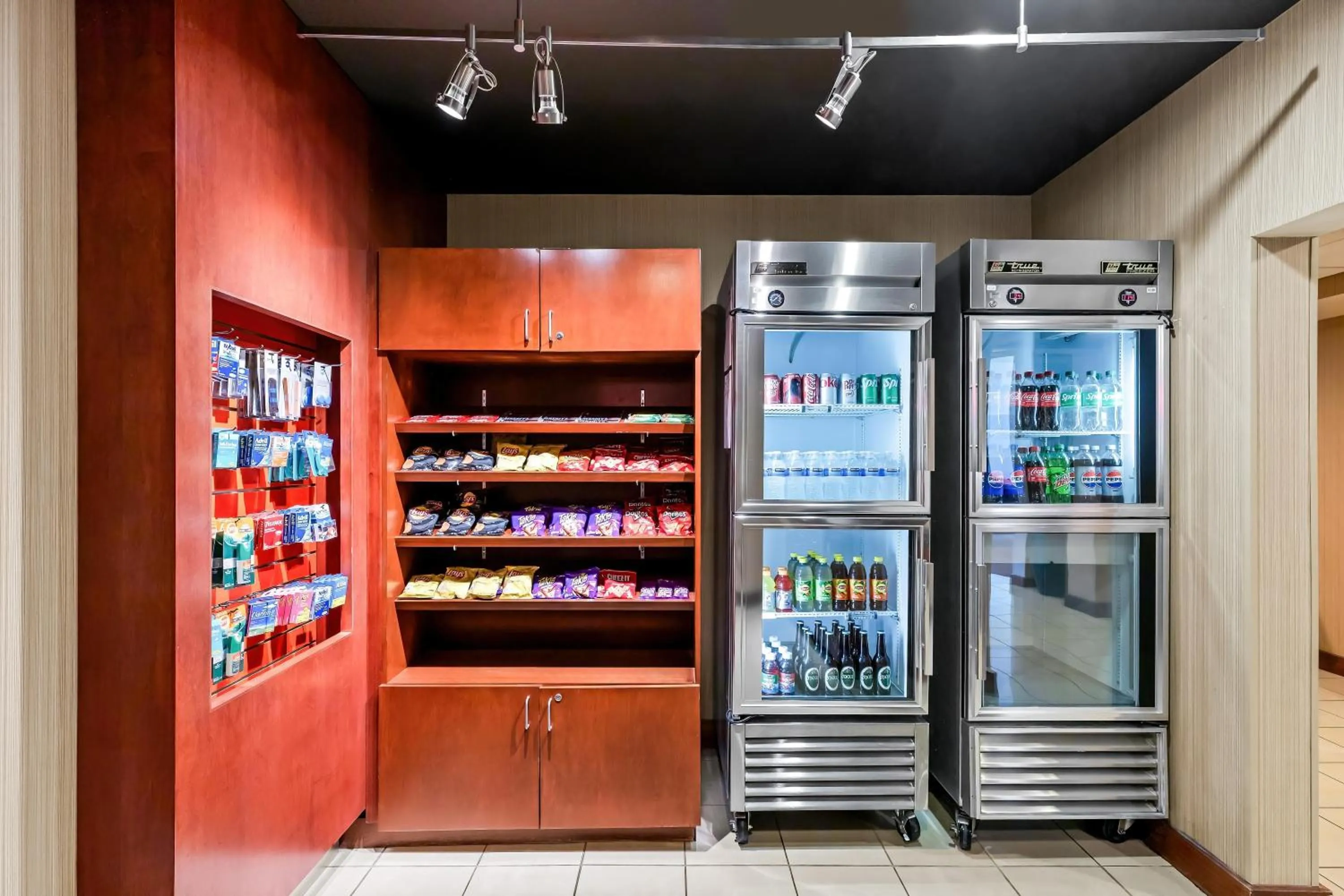 Food and drinks in Sonesta Essential Junction City